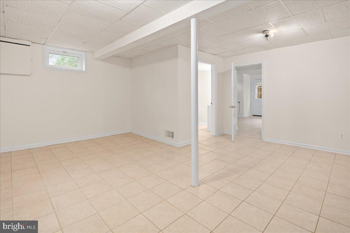 YACHT HAVEN ESTATES - Residential