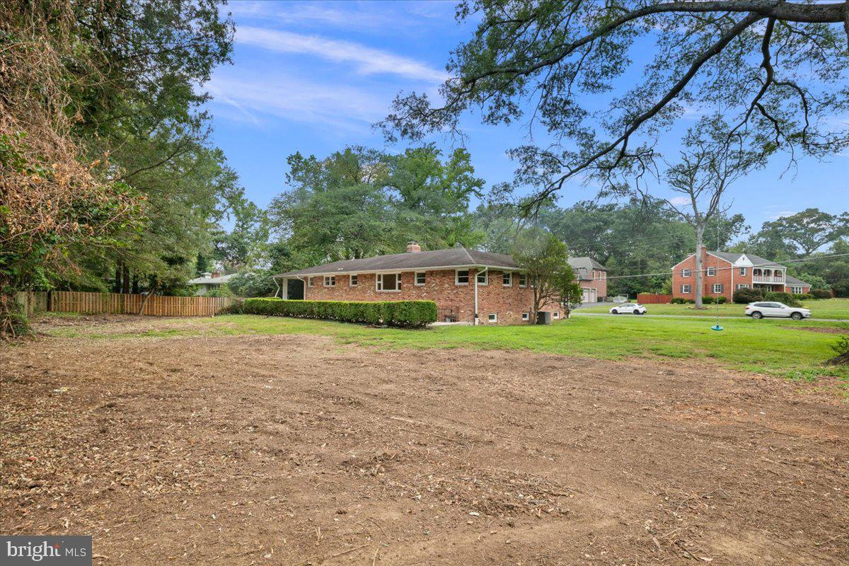 YACHT HAVEN ESTATES - Residential