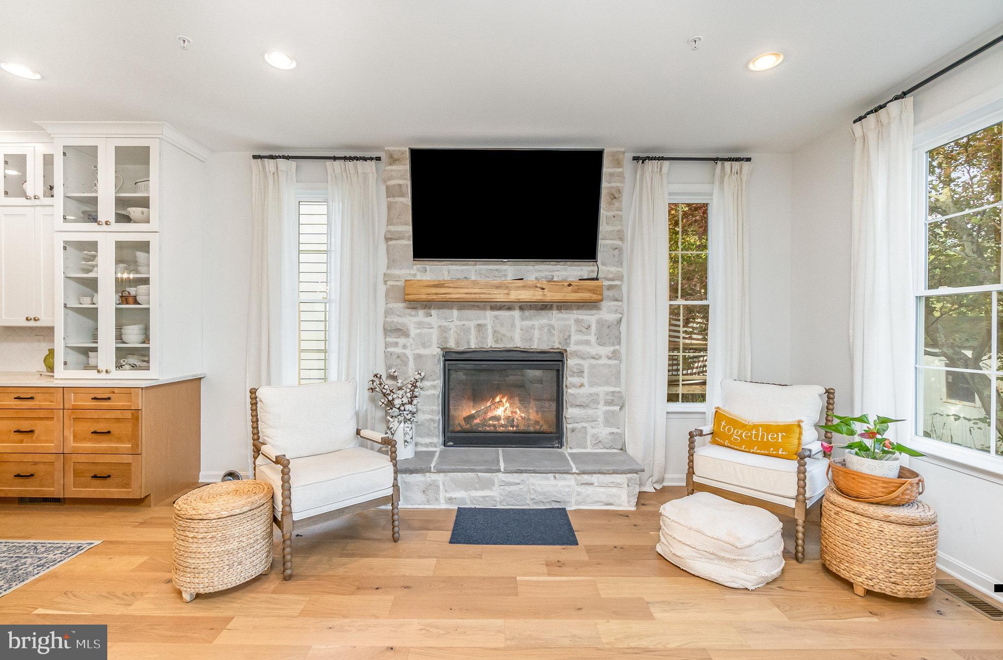 ROCK SPRING - Residential
