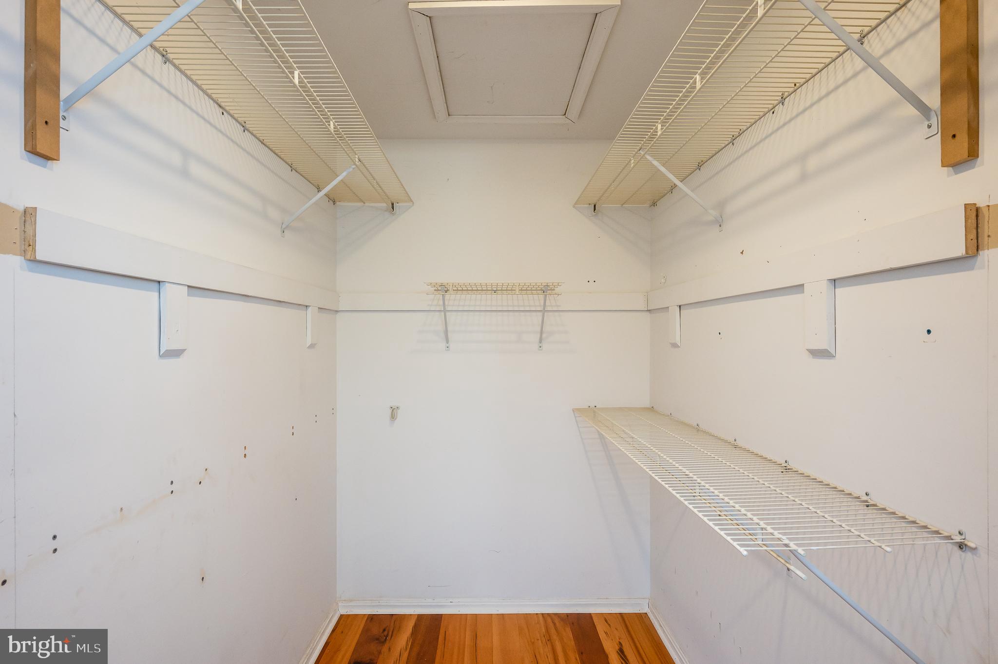 CONSTANT BRANCH - Residential