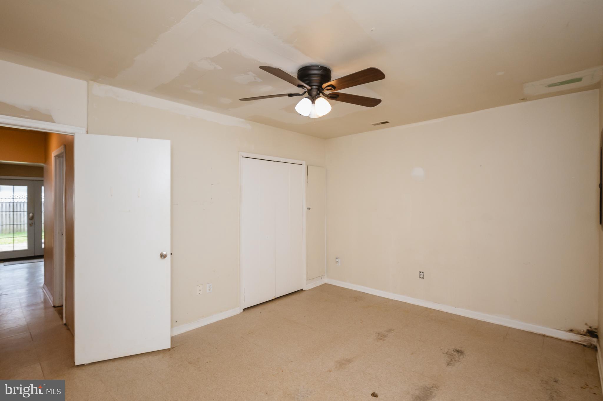 CONSTANT BRANCH - Residential