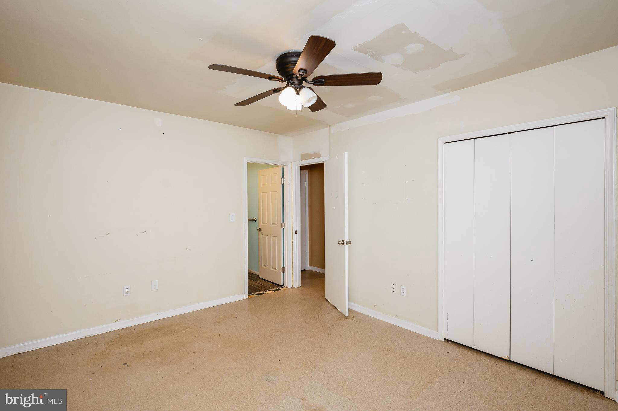 CONSTANT BRANCH - Residential