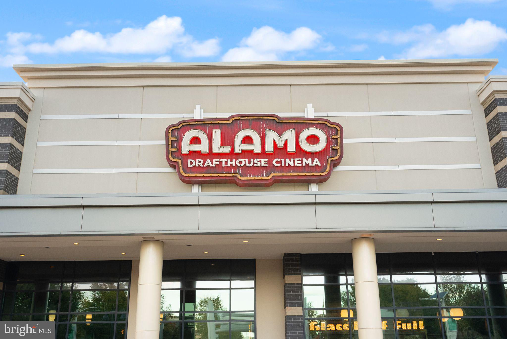 ONE LOUDOUN - Residential