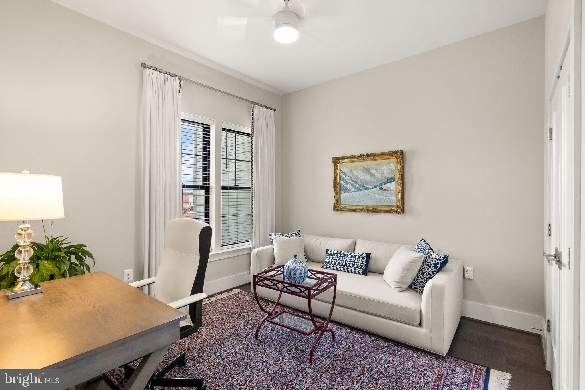 ONE LOUDOUN - Residential