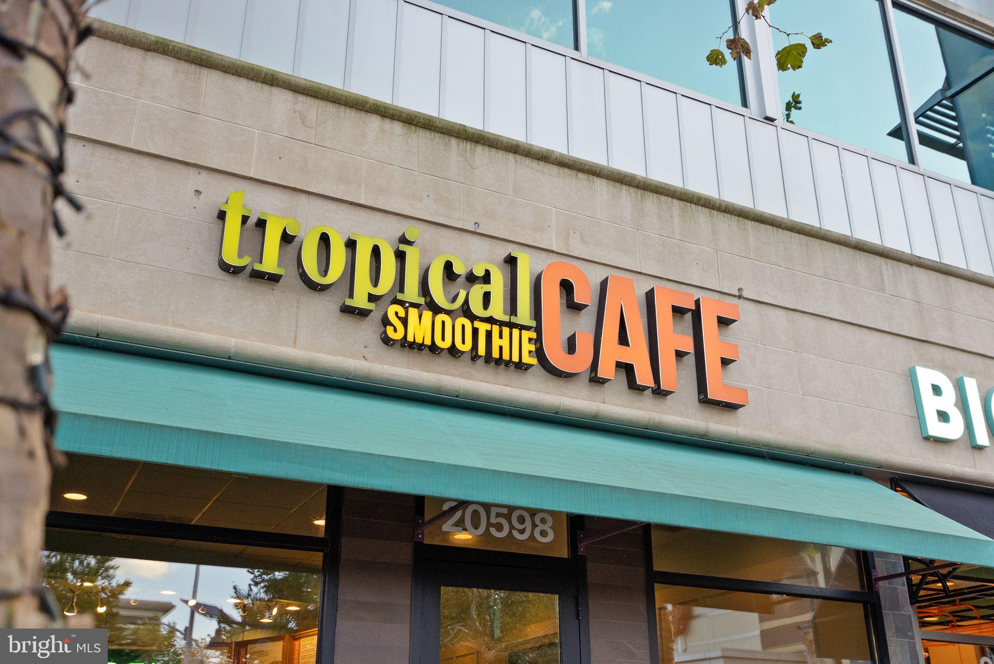 ONE LOUDOUN - Residential