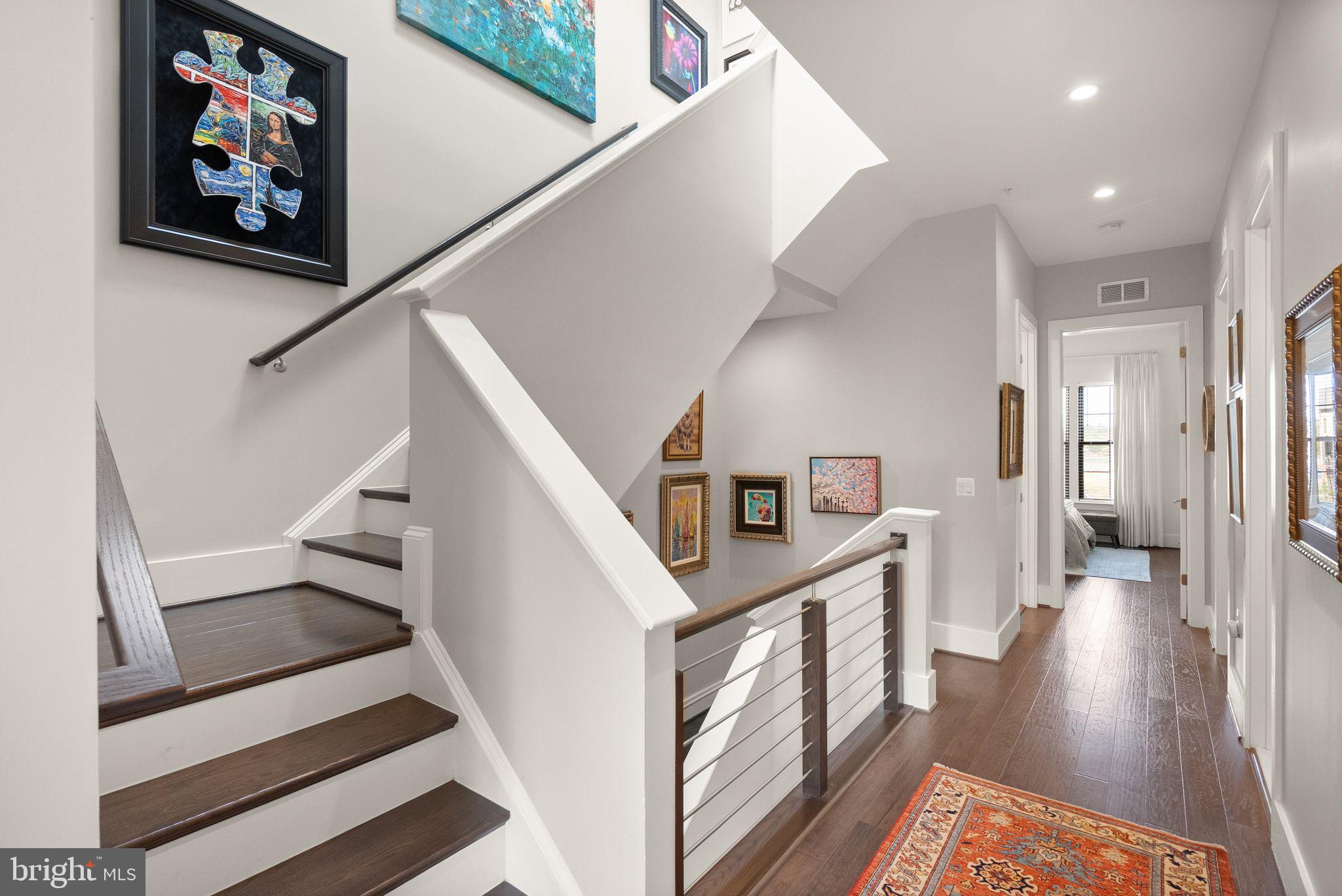 ONE LOUDOUN - Residential