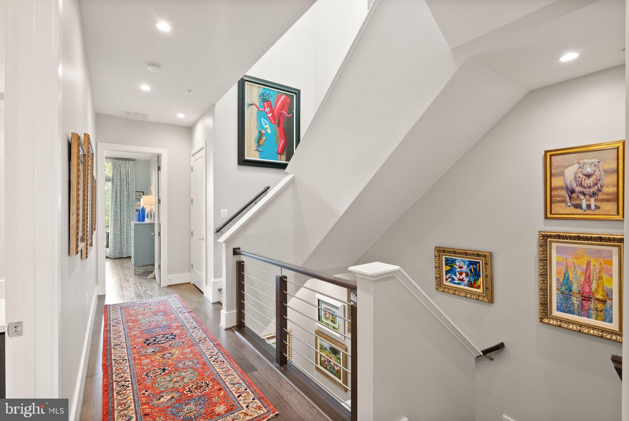 ONE LOUDOUN - Residential