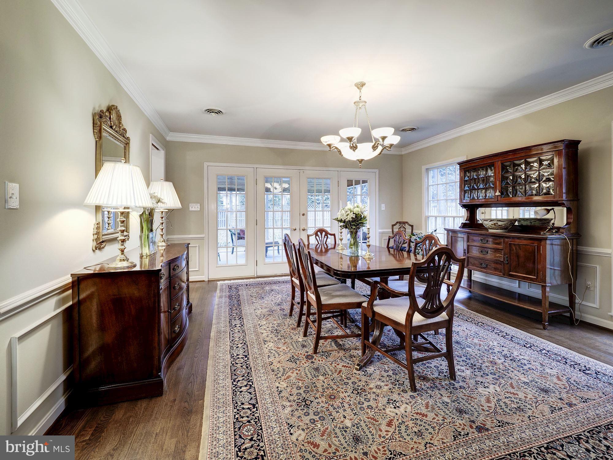 POTOMAC VILLAGE - Residential