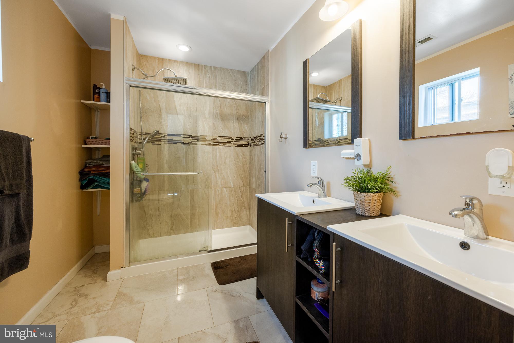 BRISTOL - Residential