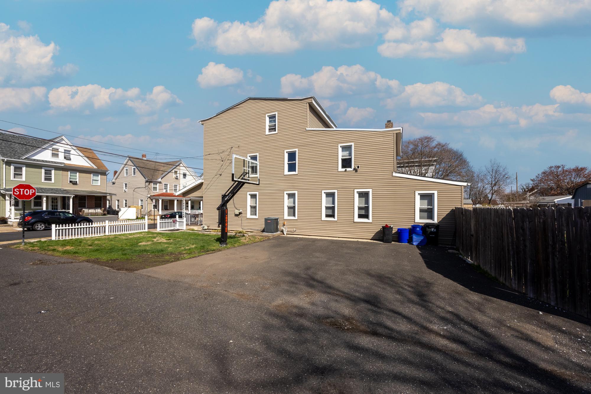 BRISTOL - Residential