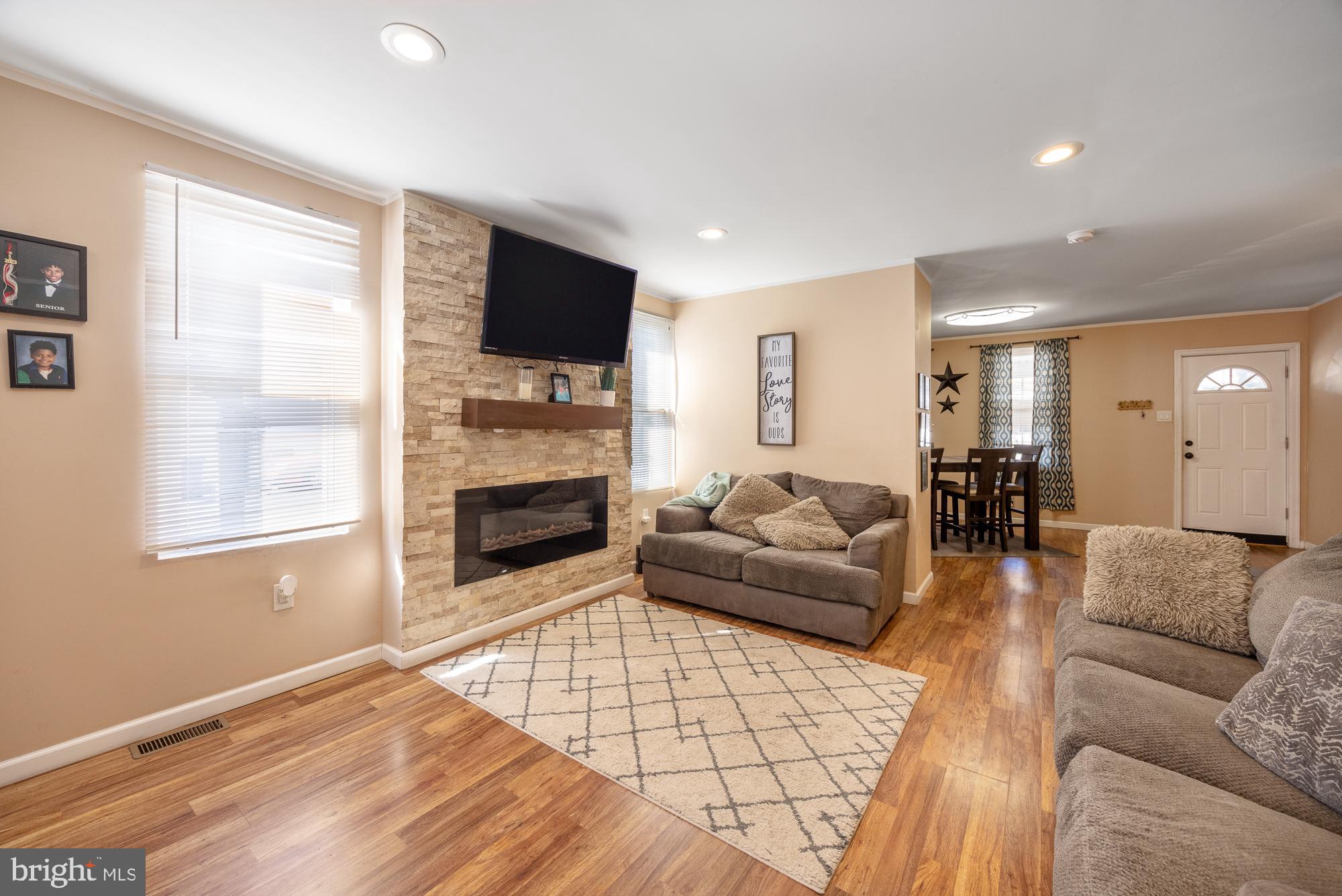 BRISTOL - Residential