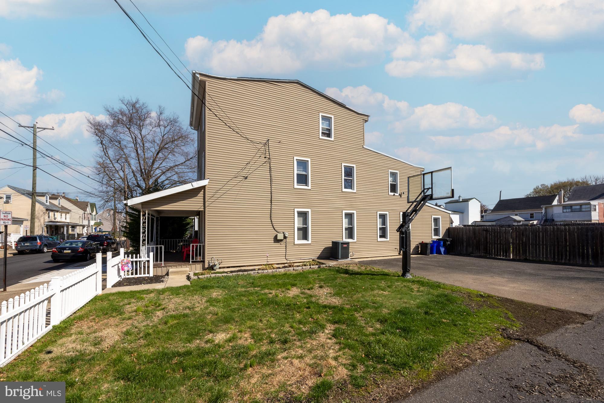 BRISTOL - Residential