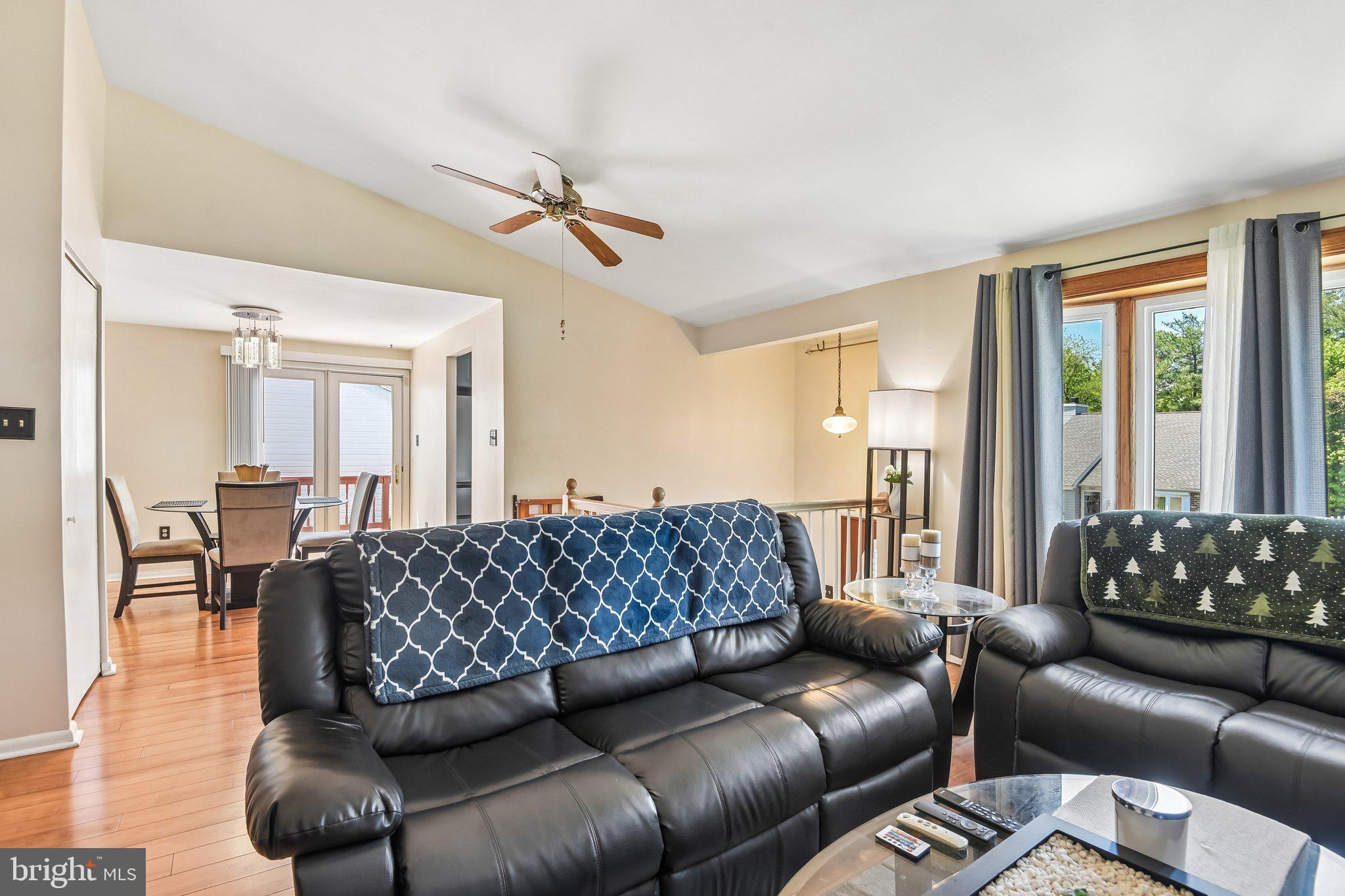 KINGS COURT - Residential