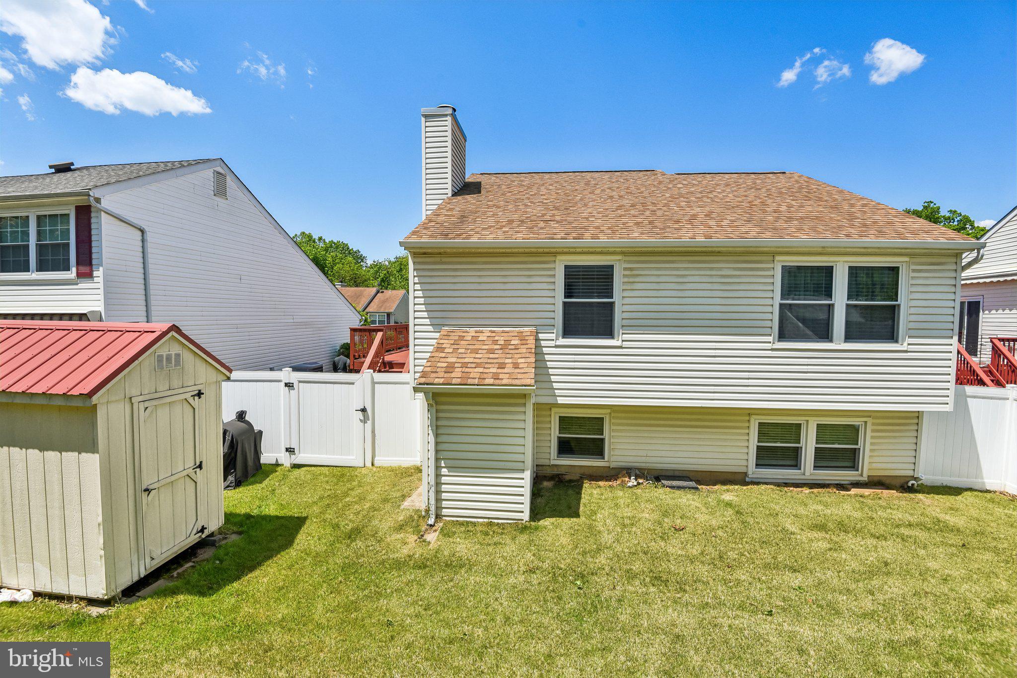 KINGS COURT - Residential