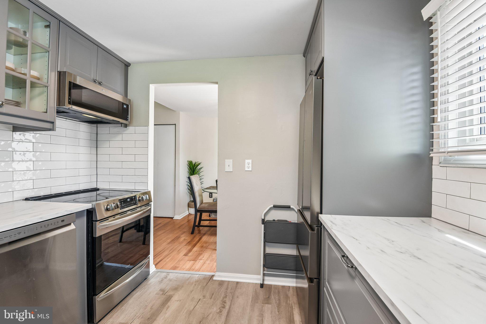 KINGS COURT - Residential