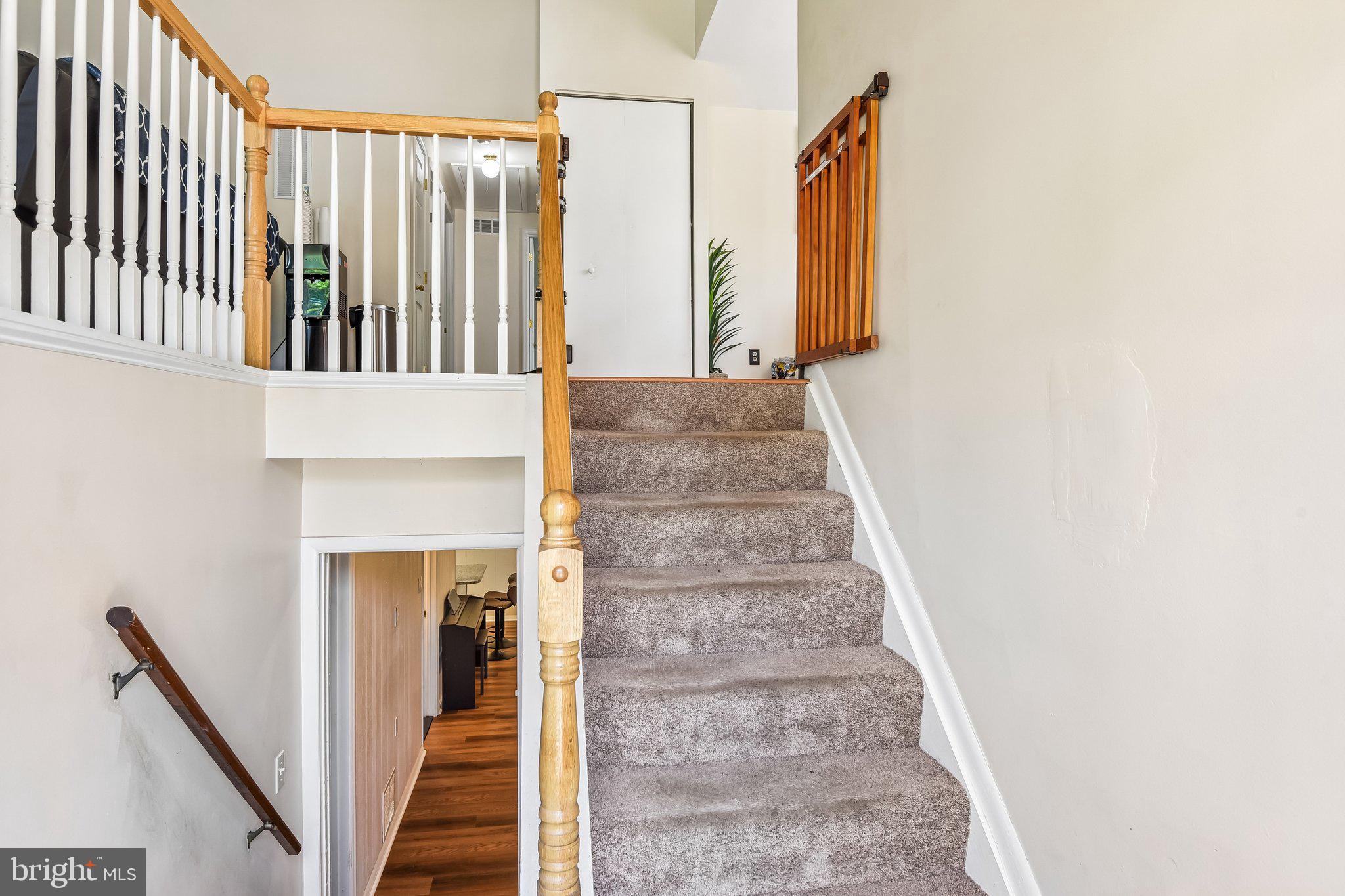 KINGS COURT - Residential