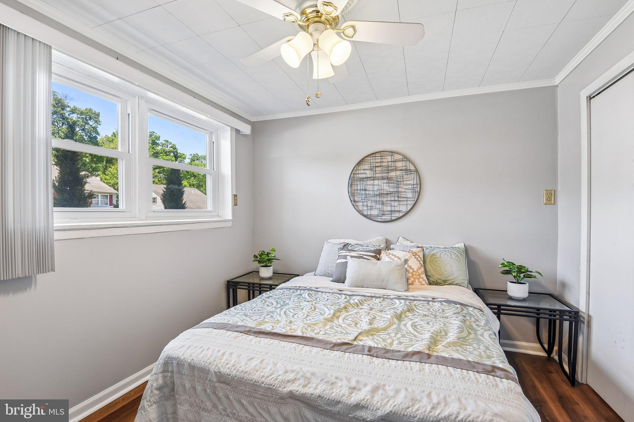KINGS COURT - Residential