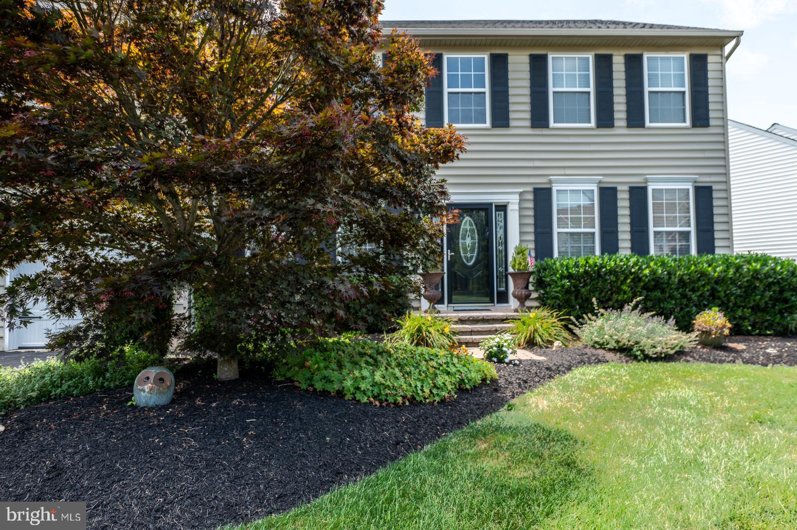 422 LONGLEAF DRIVE