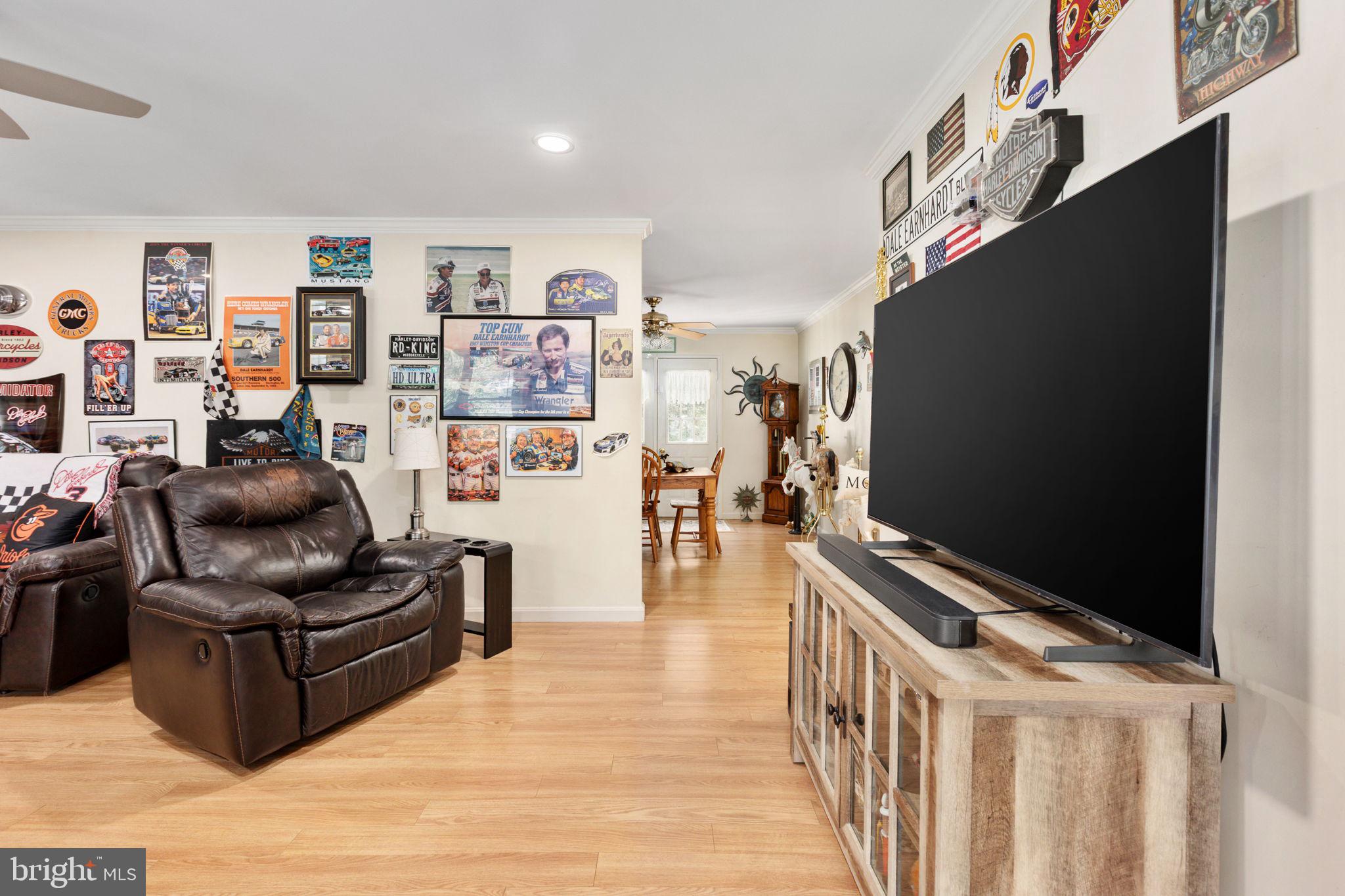 113 SPOTSLEE DRIVE