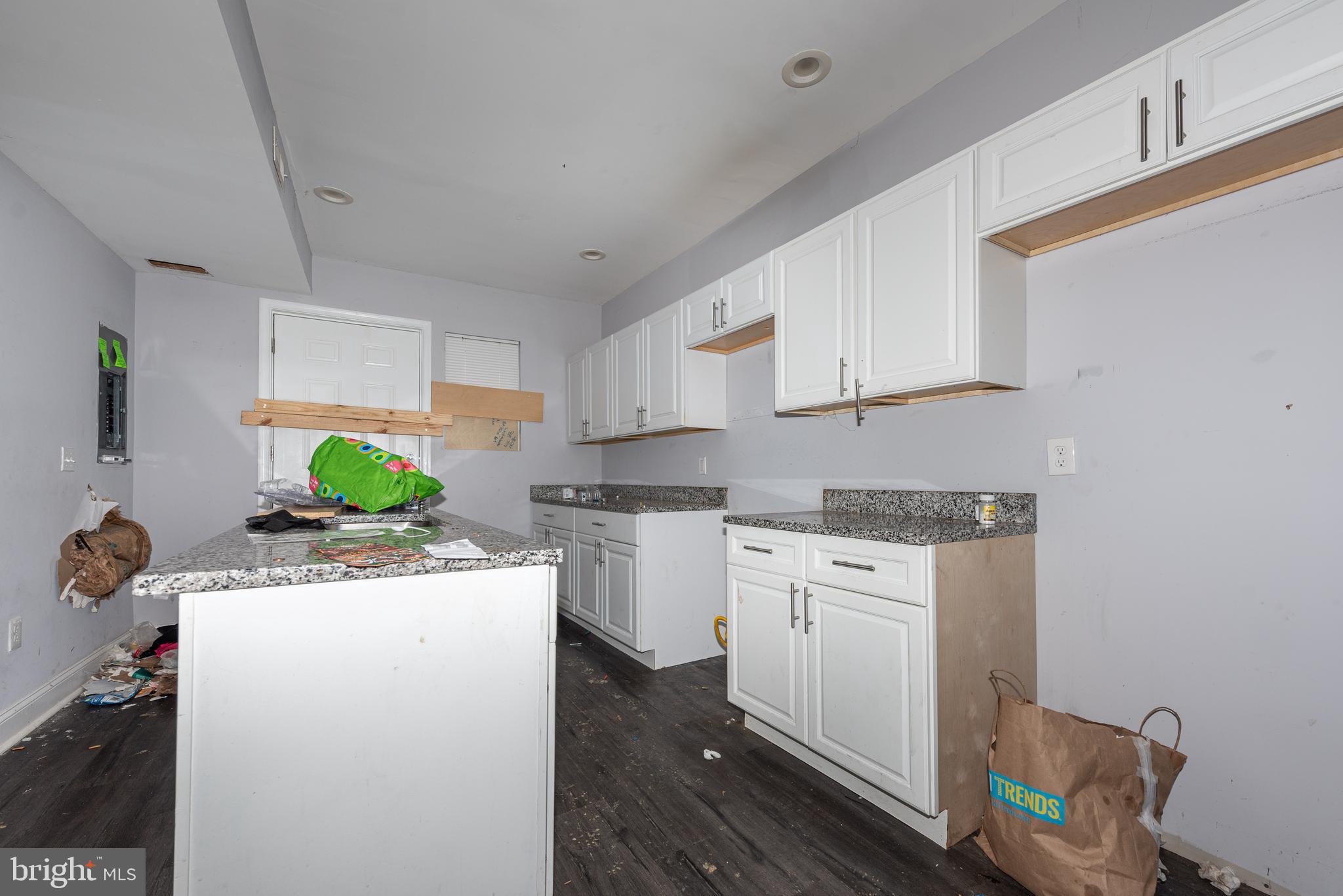 MOUNT CLARE - Residential