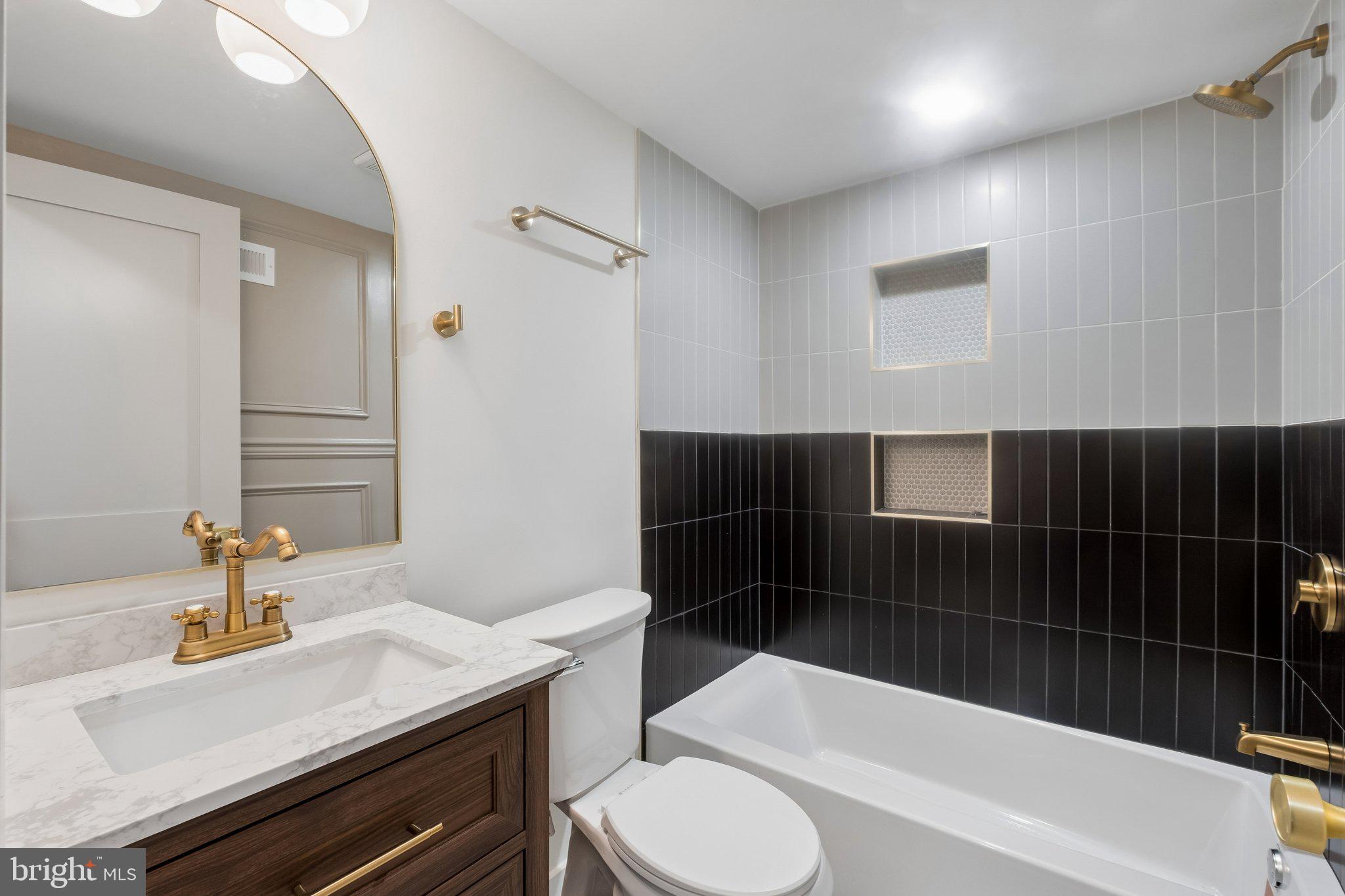EAST PASSYUNK CROSSING - Residential