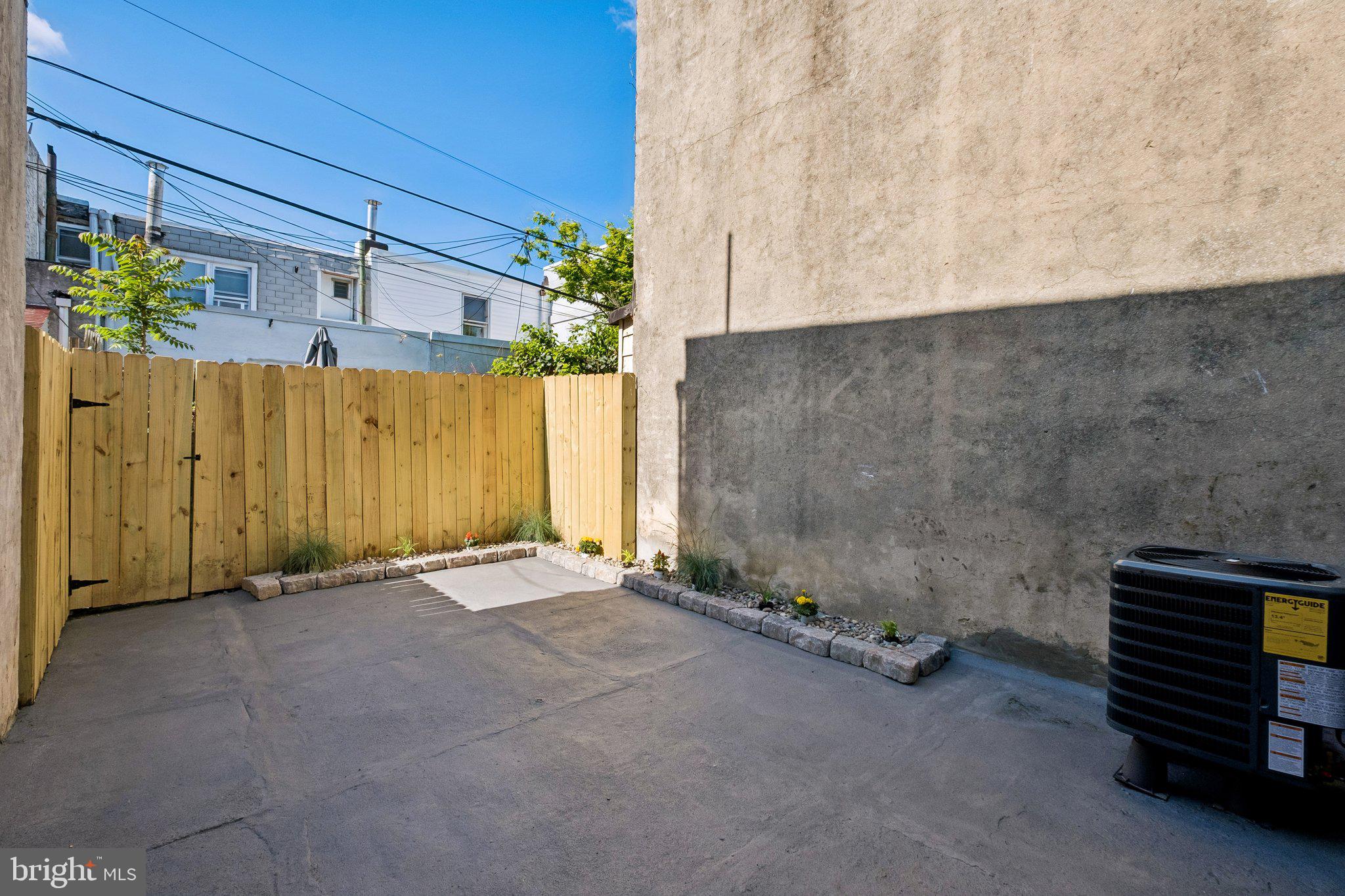 EAST PASSYUNK CROSSING - Residential