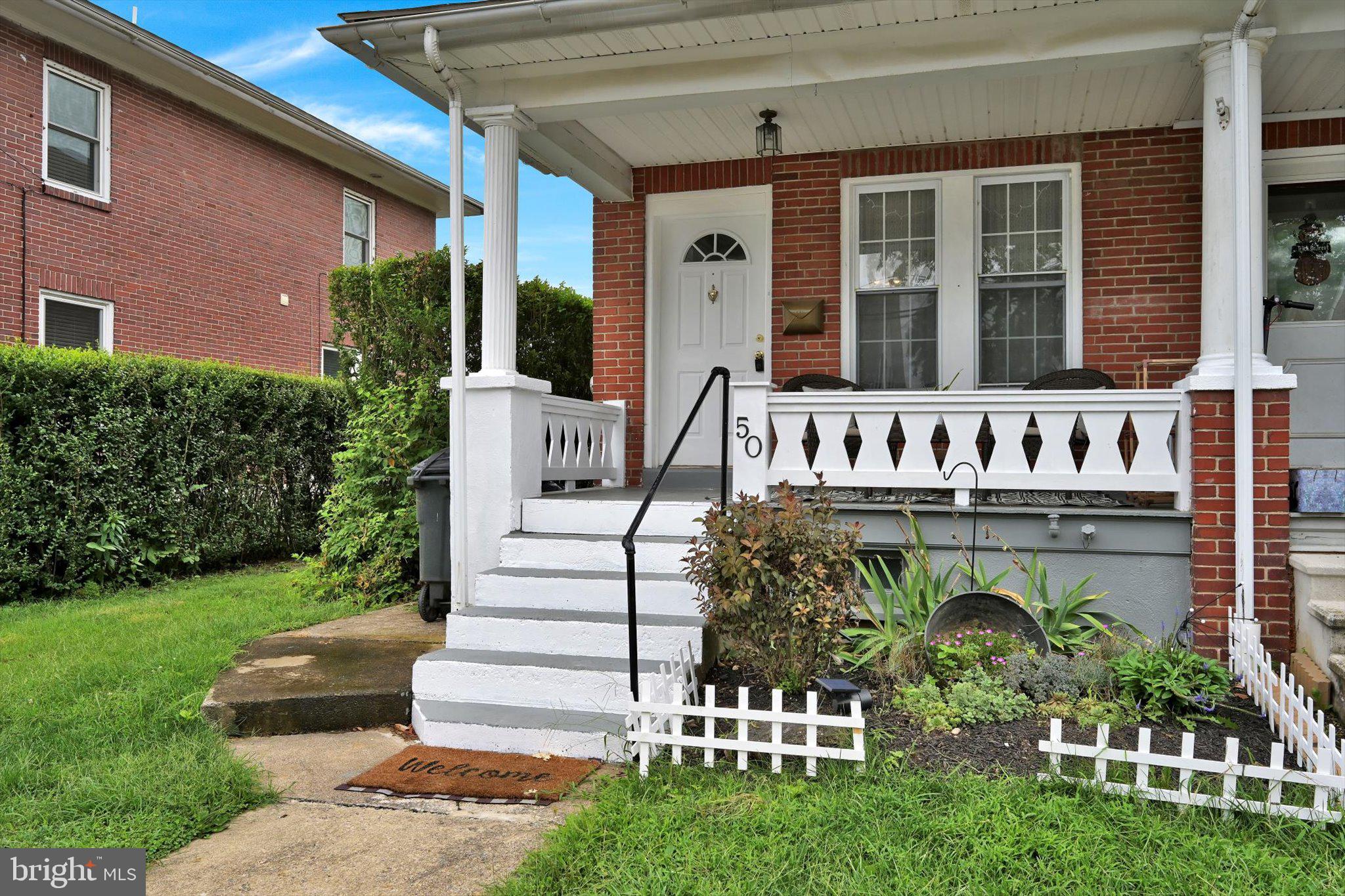 50 CACOOSING AVENUE