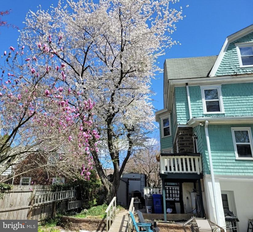 213 WALNUT STREET