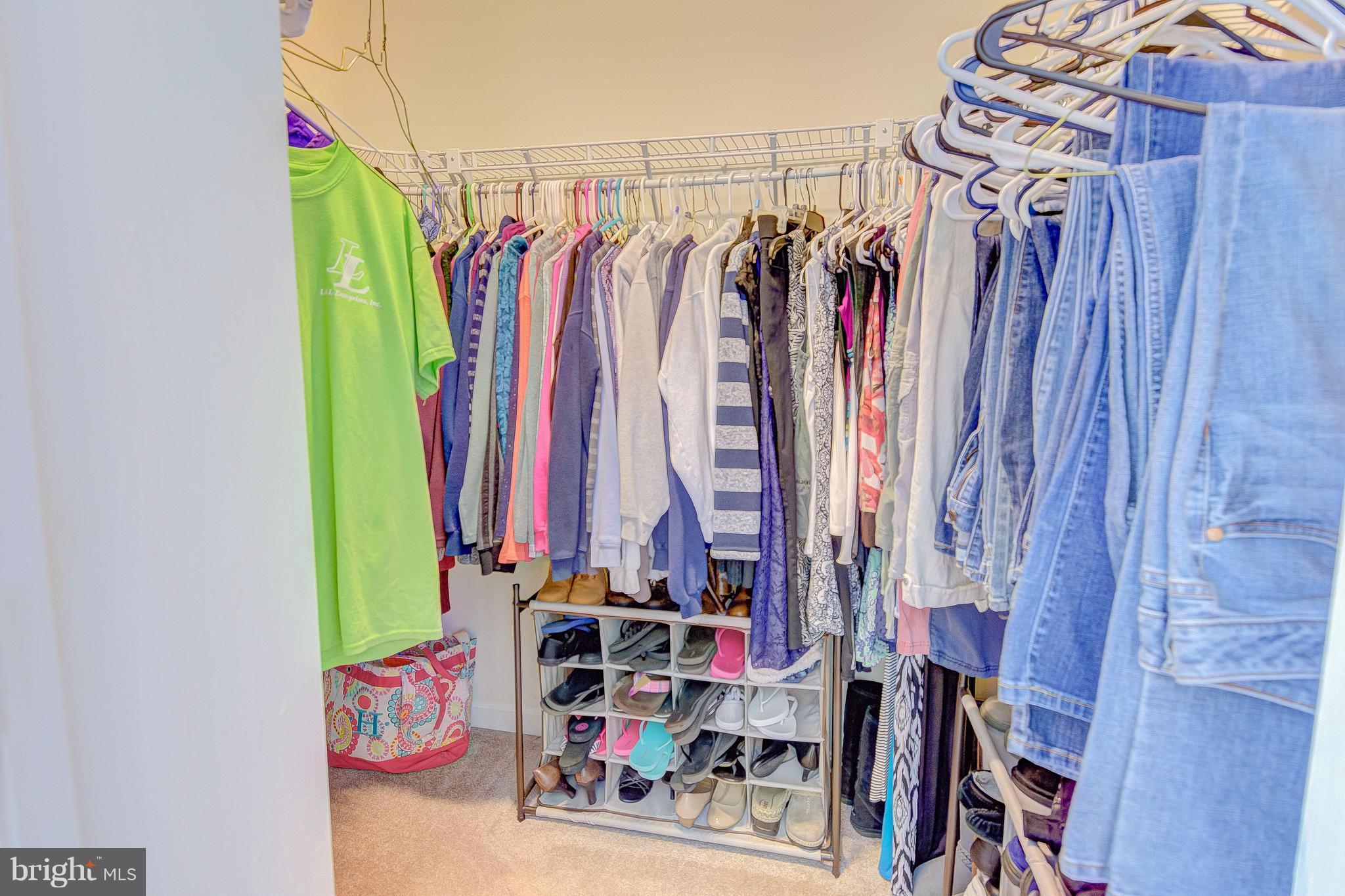 SHADY SIDE - Residential