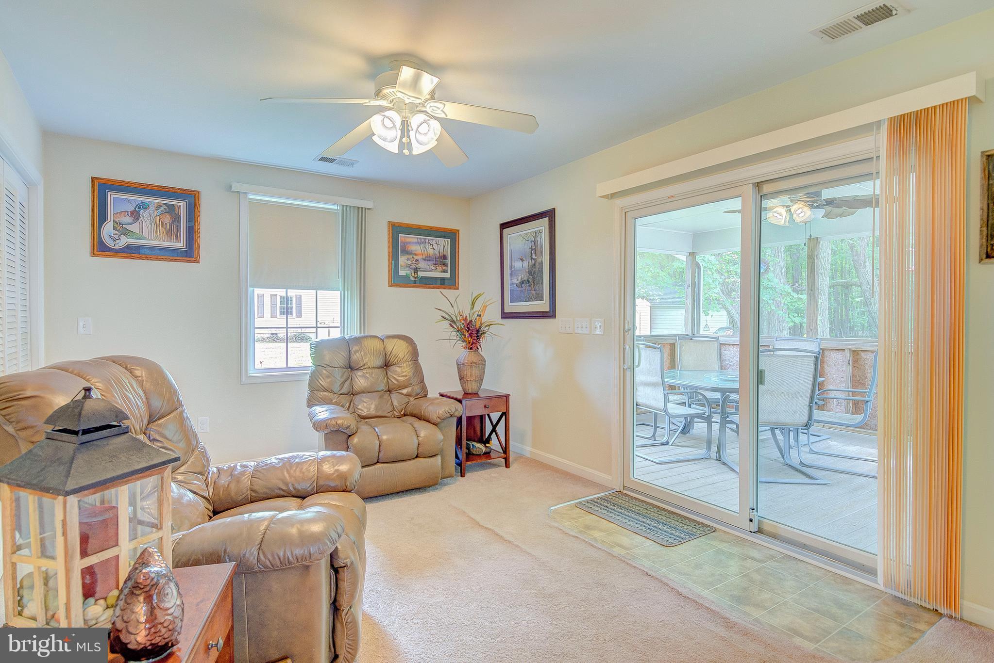 SHADY SIDE - Residential