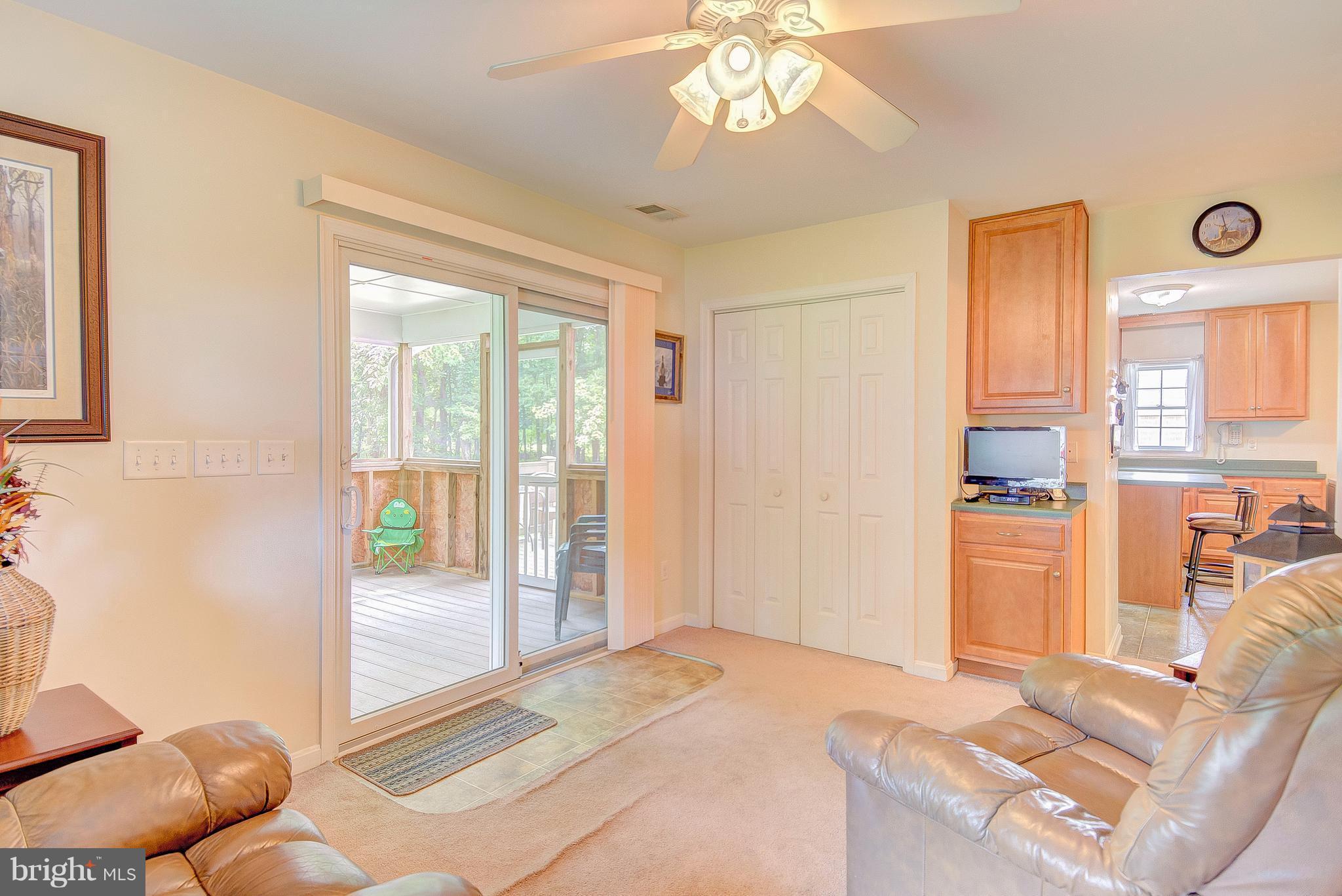 SHADY SIDE - Residential