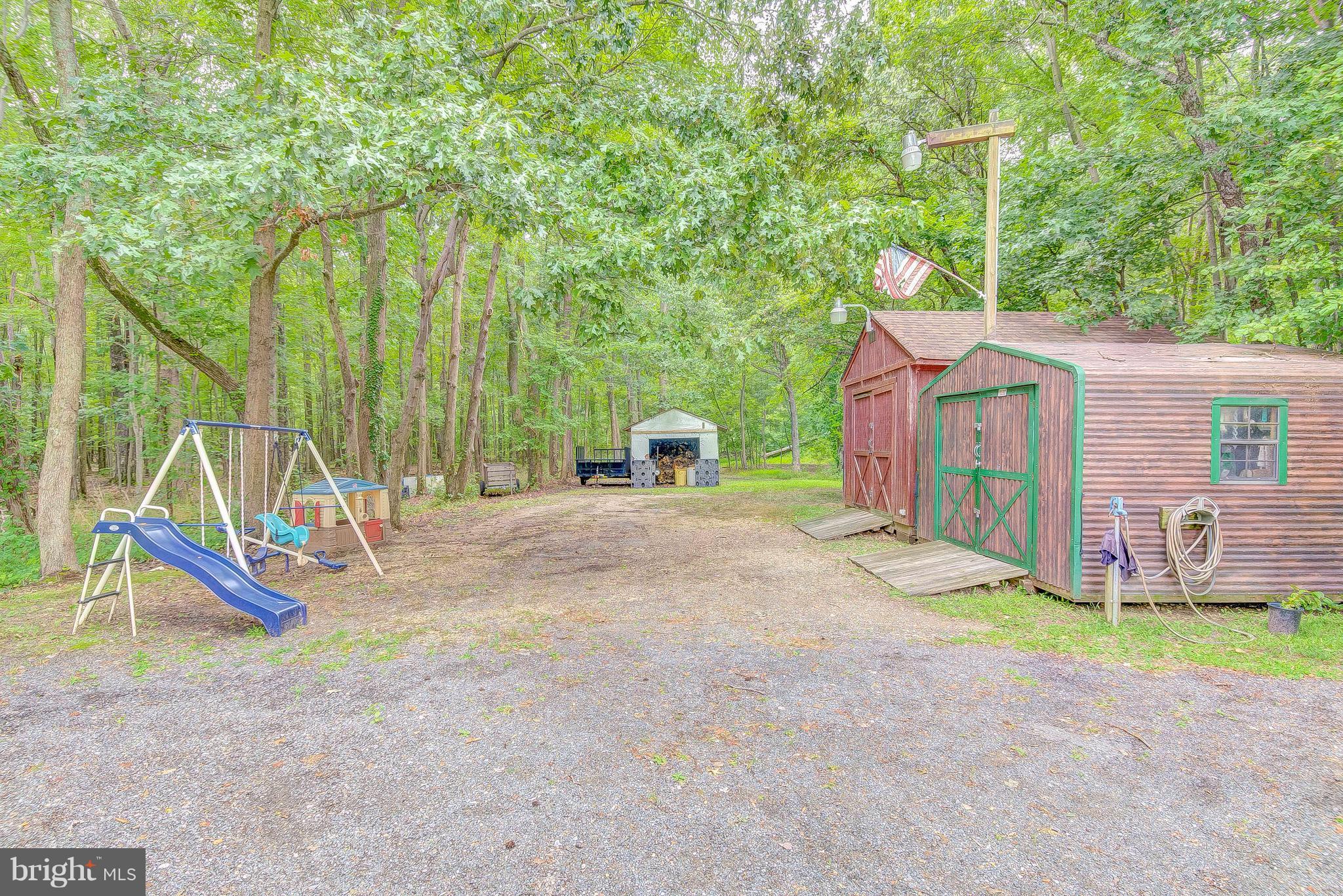 SHADY SIDE - Residential