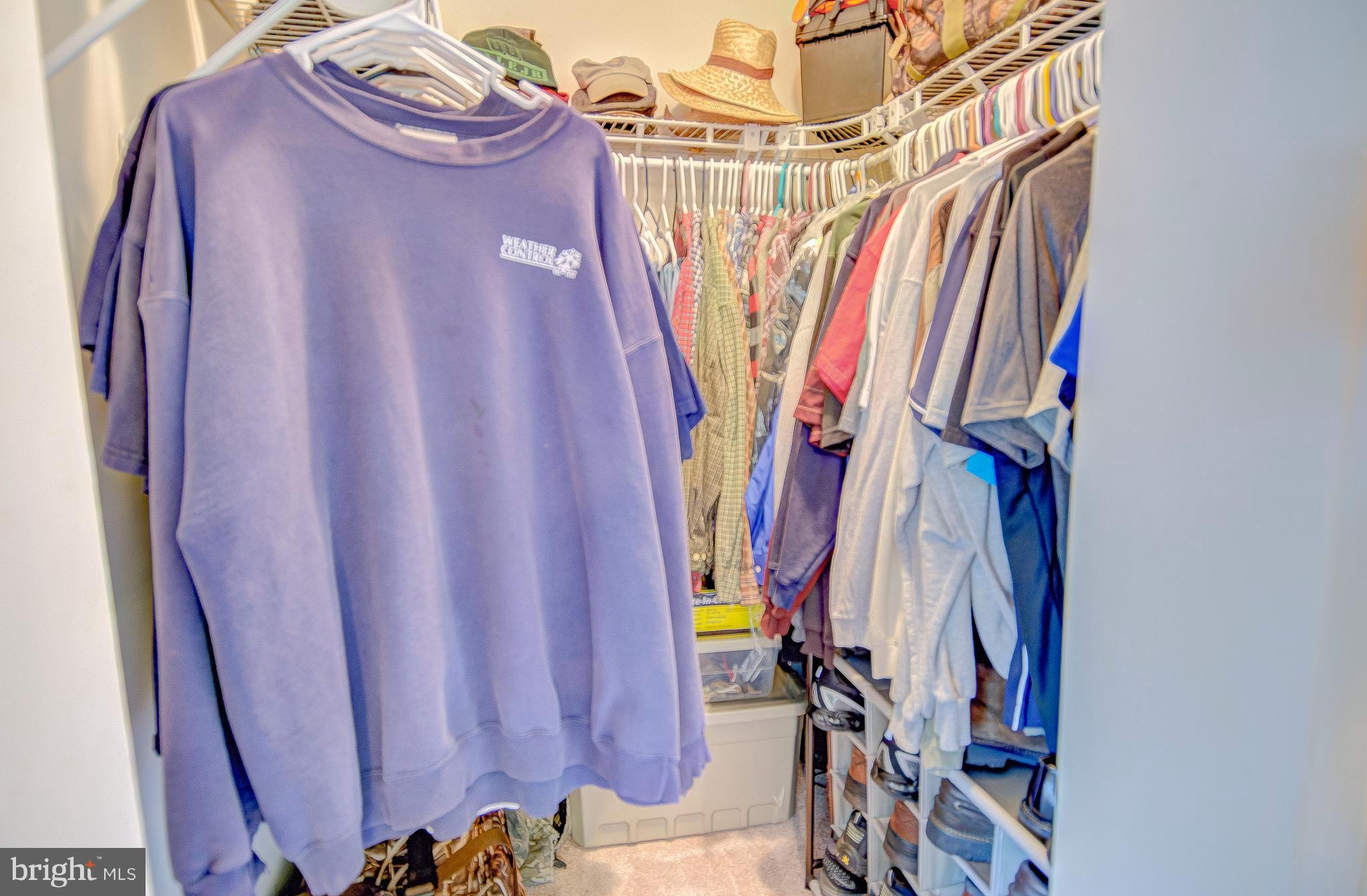 SHADY SIDE - Residential