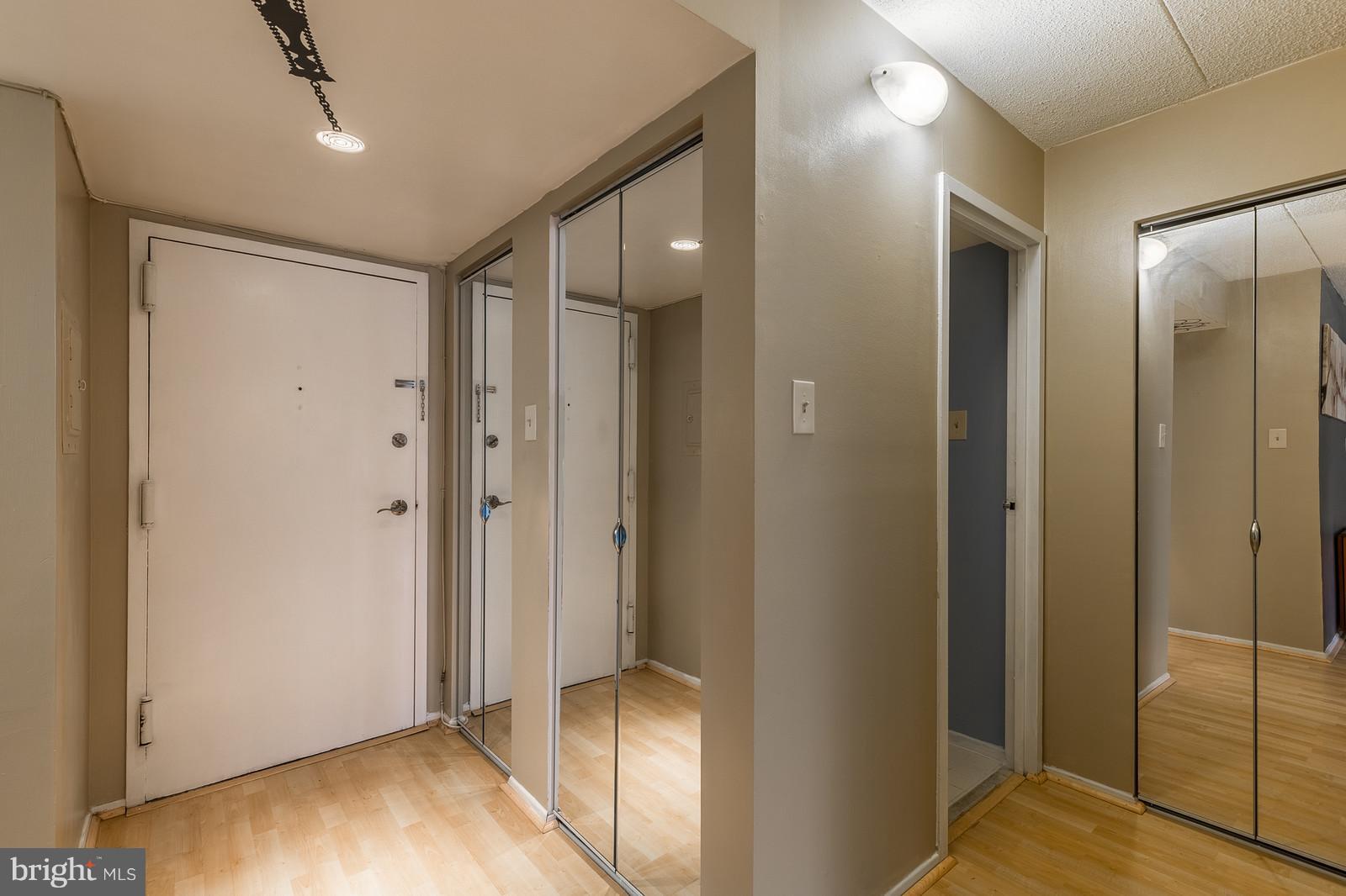 SENTINEL OF LANDMARK - Residential Lease