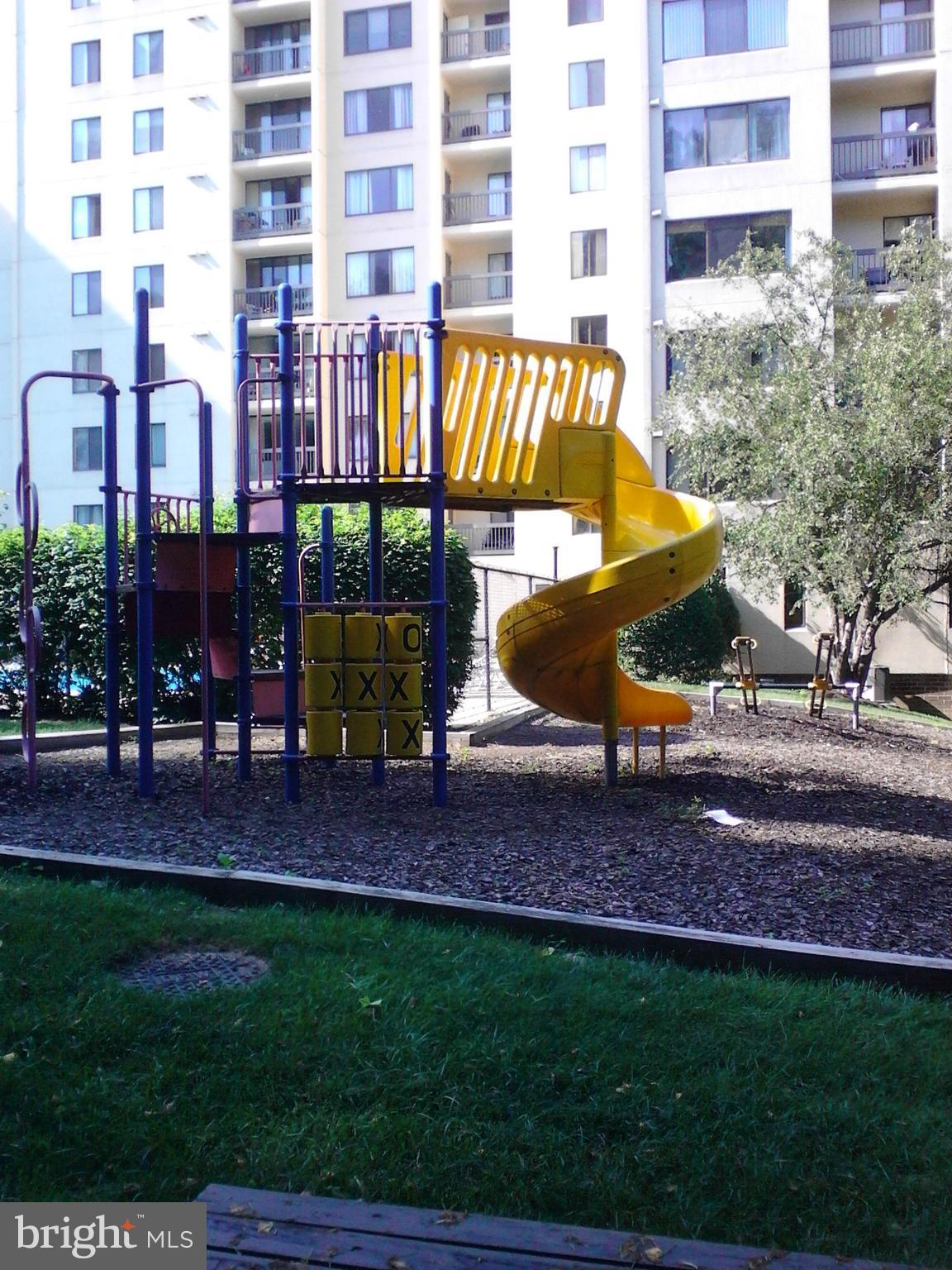 SENTINEL OF LANDMARK - Residential Lease