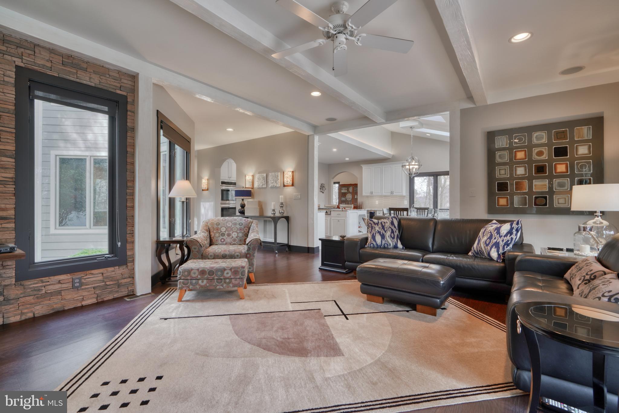 HIGHLANDS HUNT VALLEY - Residential