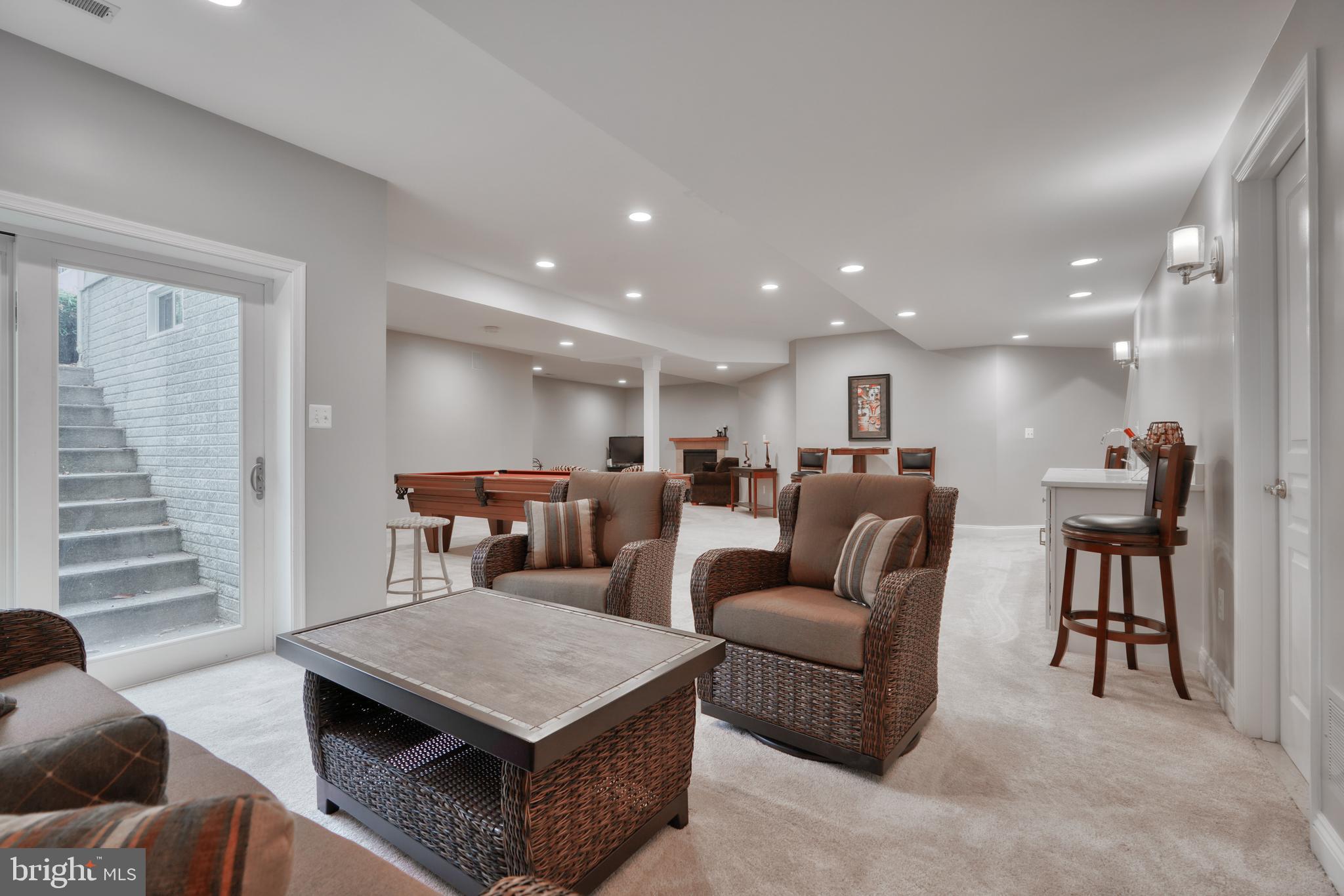 HIGHLANDS HUNT VALLEY - Residential