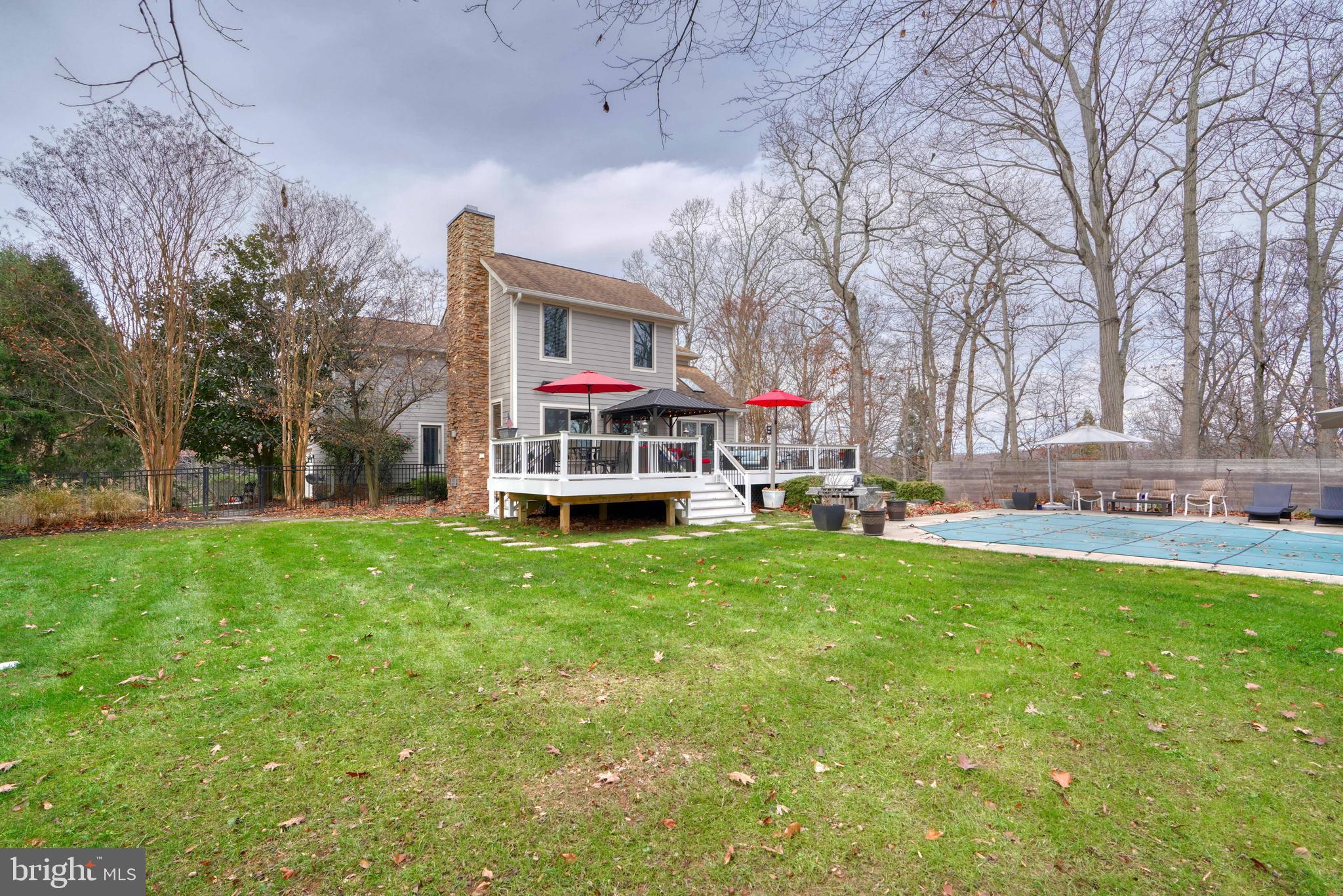 HIGHLANDS HUNT VALLEY - Residential