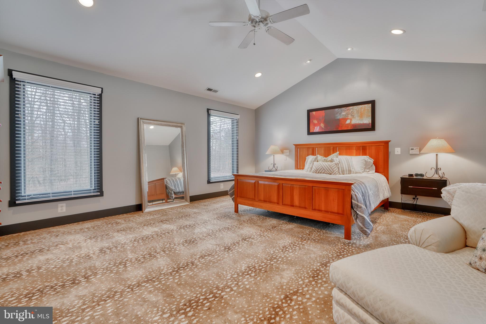 HIGHLANDS HUNT VALLEY - Residential