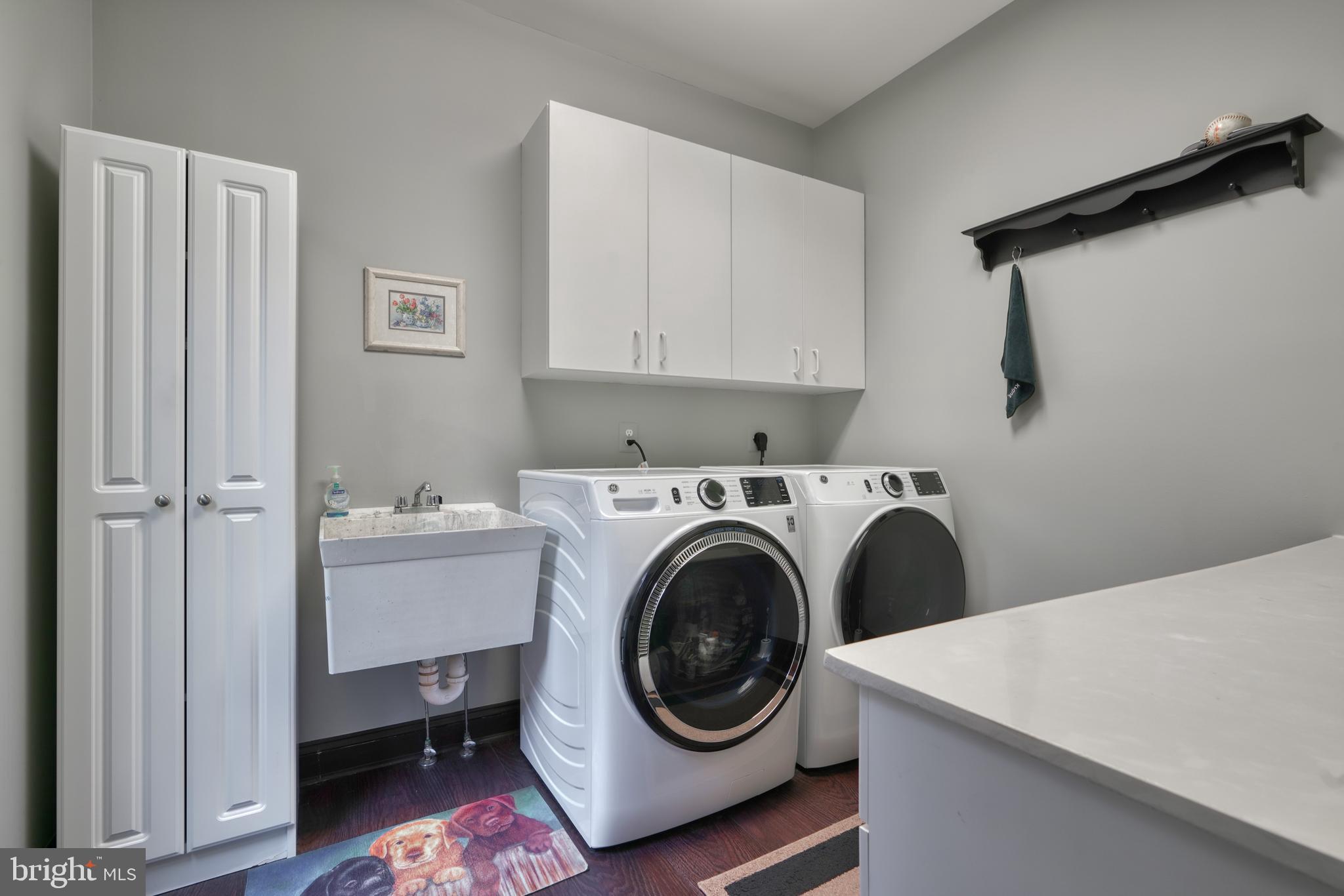 HIGHLANDS HUNT VALLEY - Residential