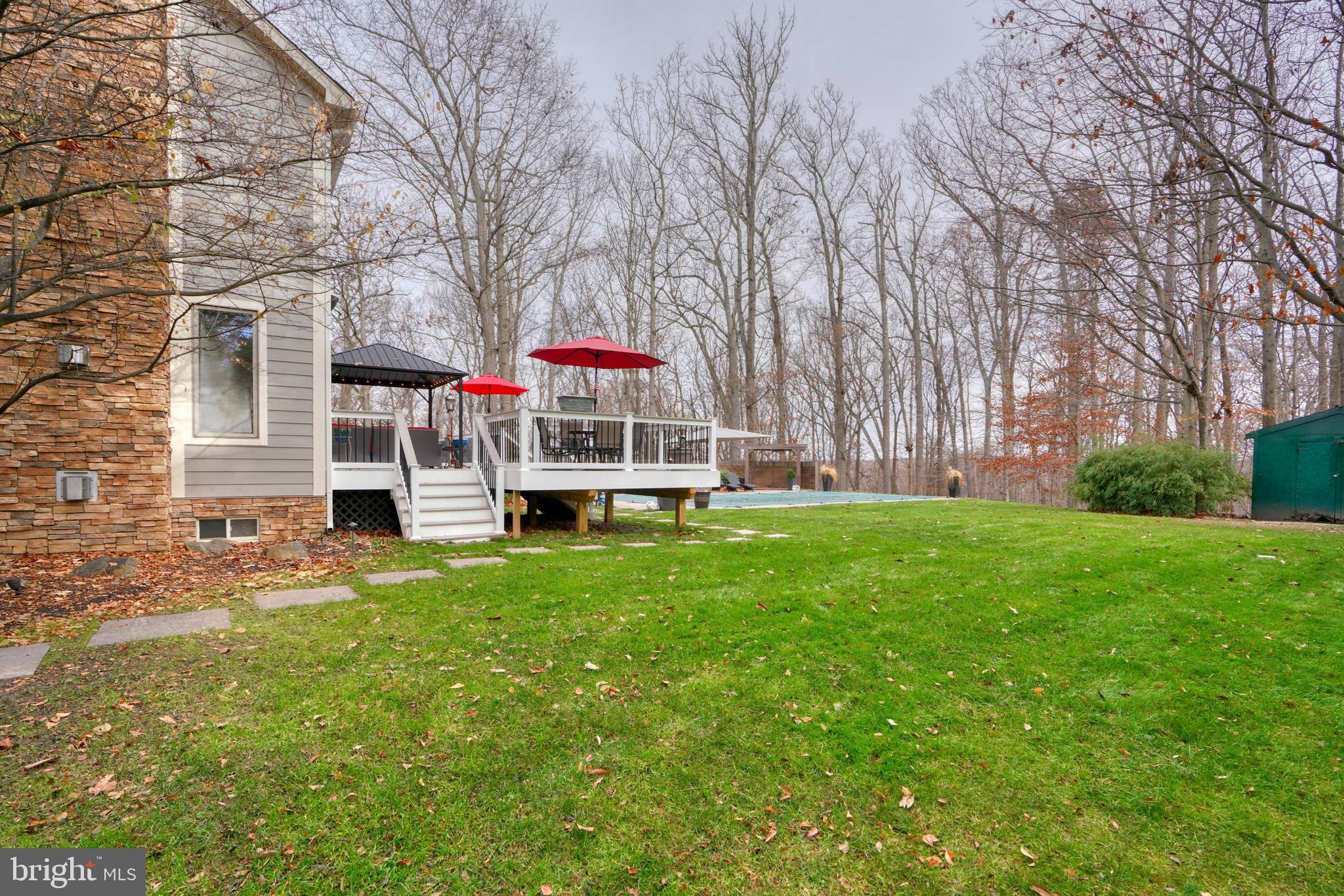 HIGHLANDS HUNT VALLEY - Residential