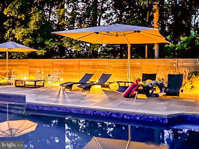 HIGHLANDS HUNT VALLEY - Residential