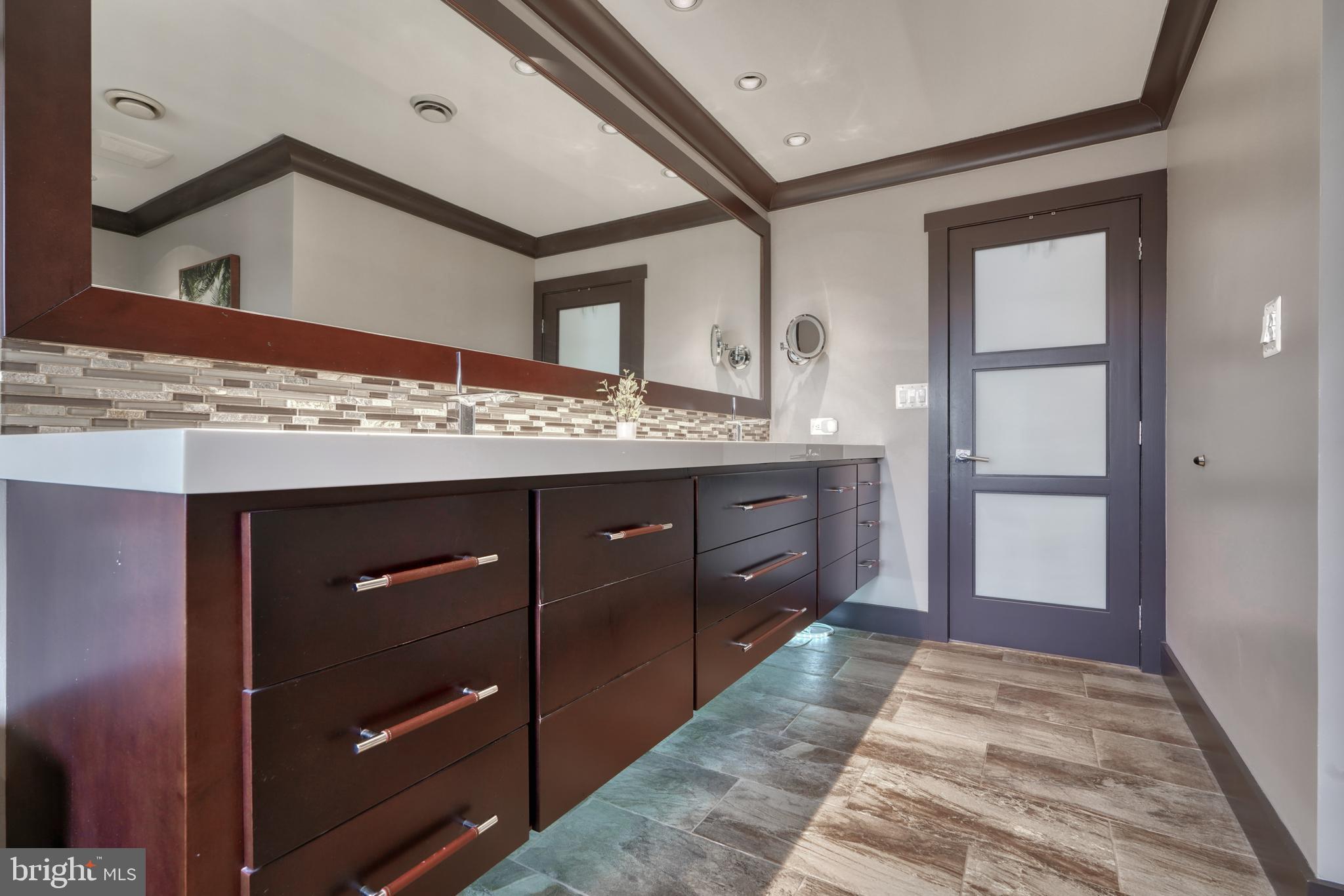 HIGHLANDS HUNT VALLEY - Residential