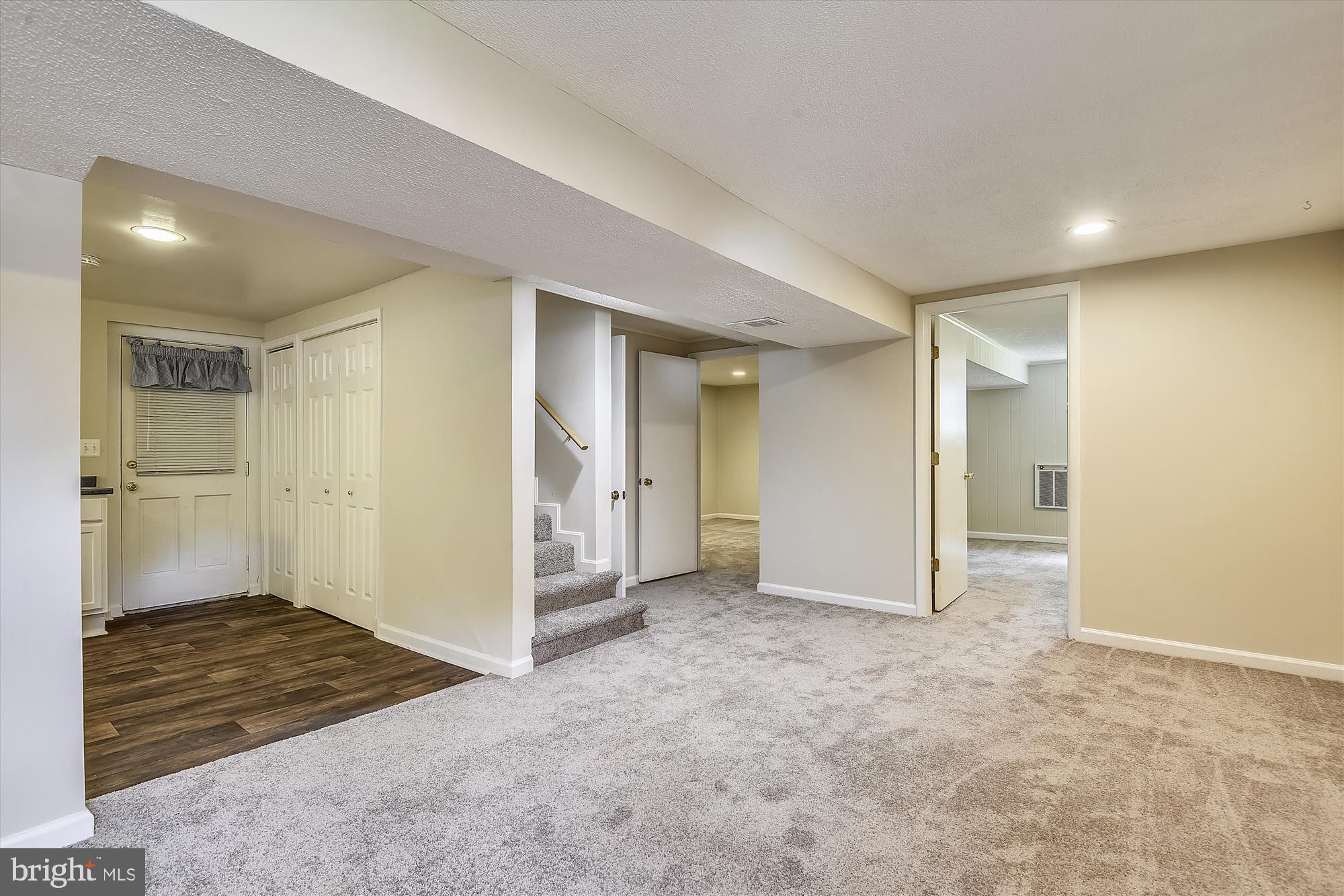 POPLAR HEIGHTS - Residential Lease