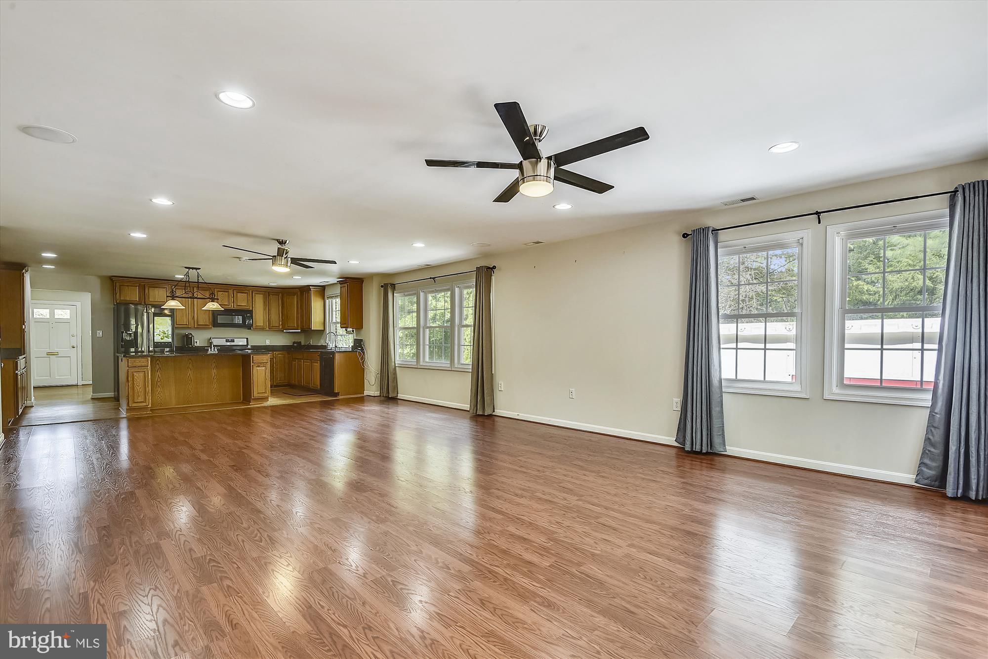 POPLAR HEIGHTS - Residential Lease