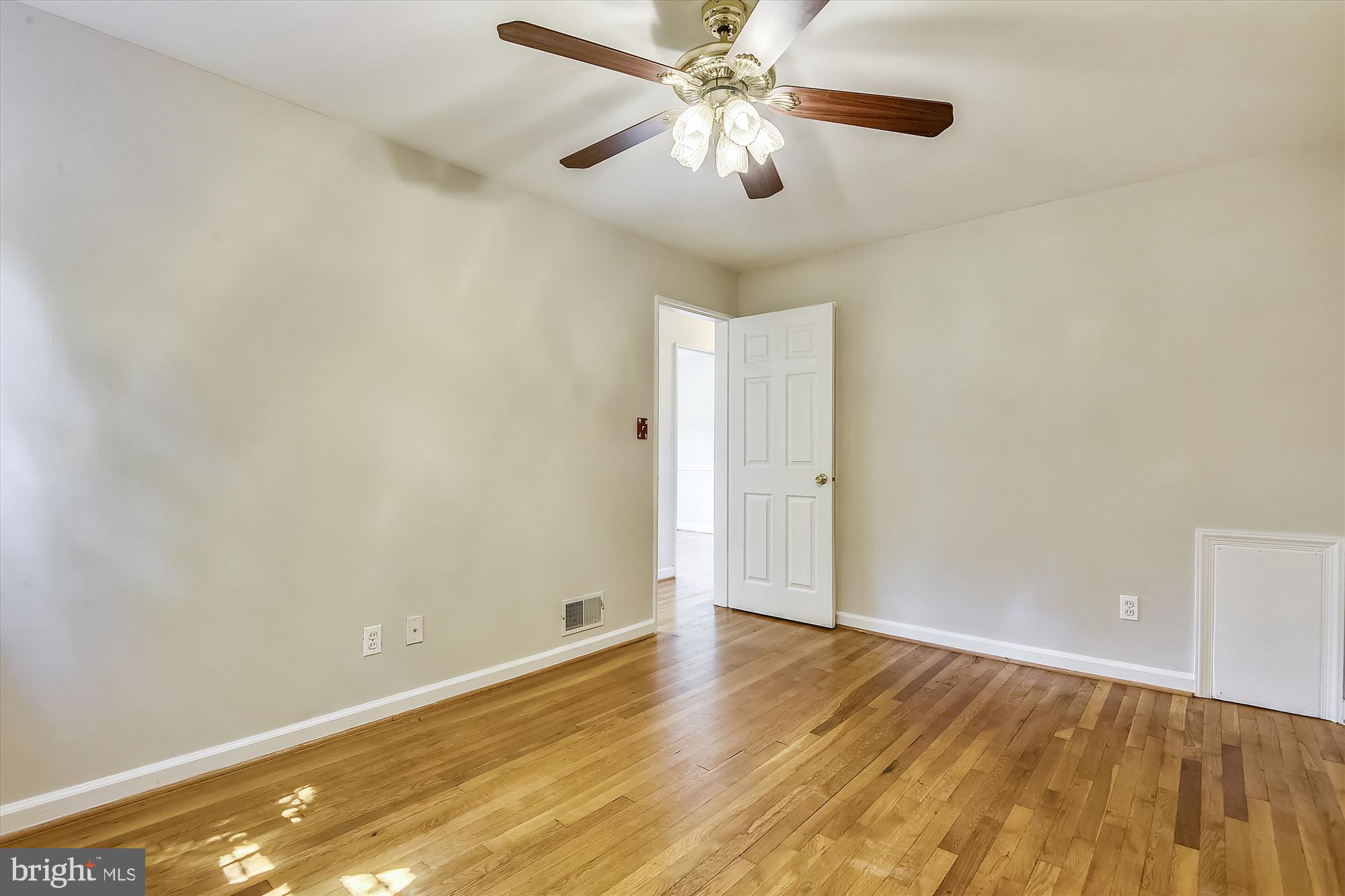 POPLAR HEIGHTS - Residential Lease