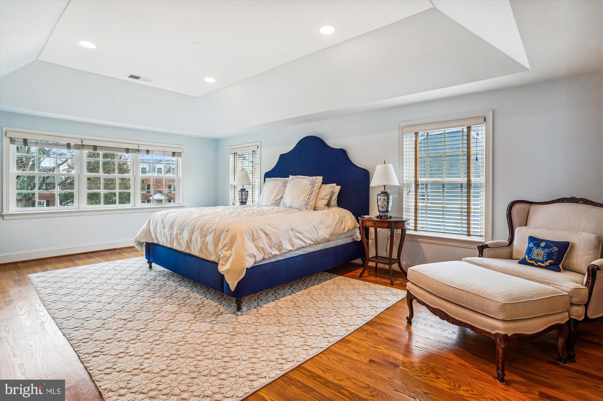 IVY HILL - Residential