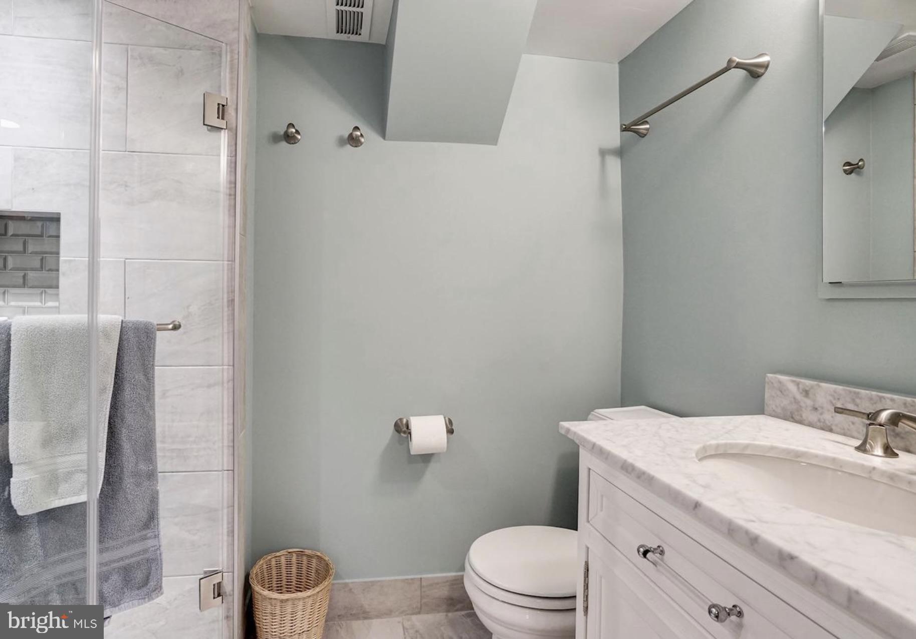 IVY HILL - Residential