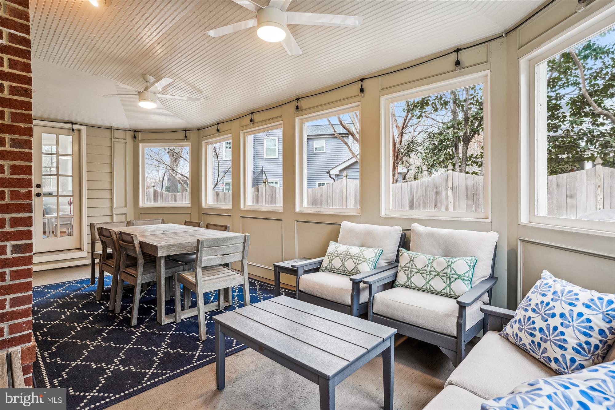 IVY HILL - Residential