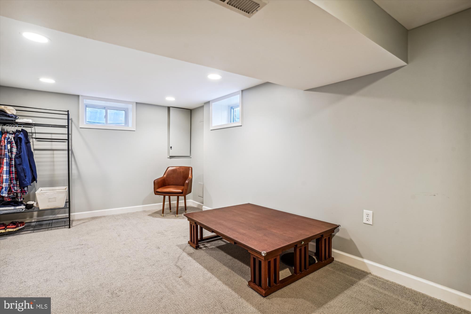 IVY HILL - Residential